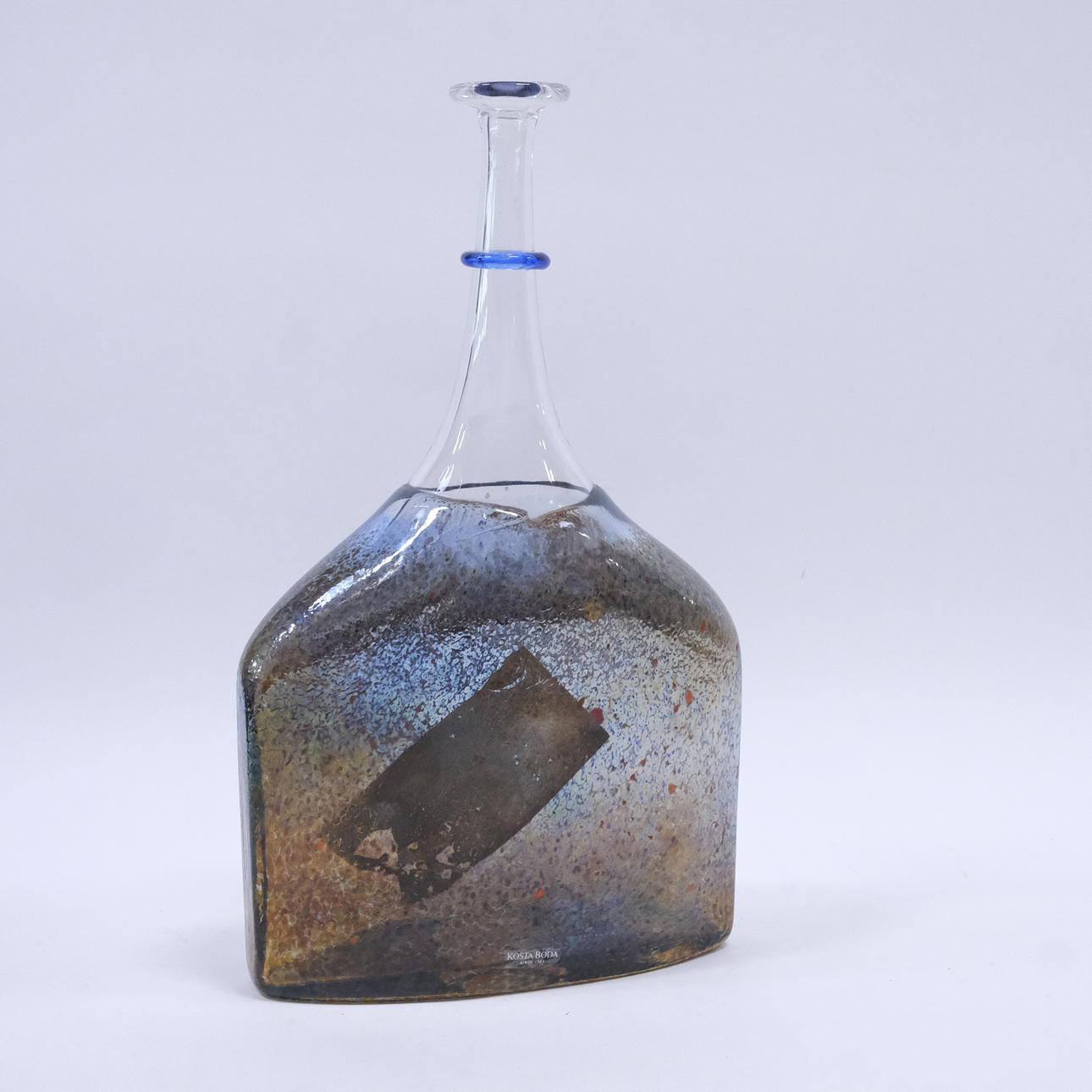 BERTIL VALLIEN. BOTTLE, “SATELLITE”, COSTA BODA.