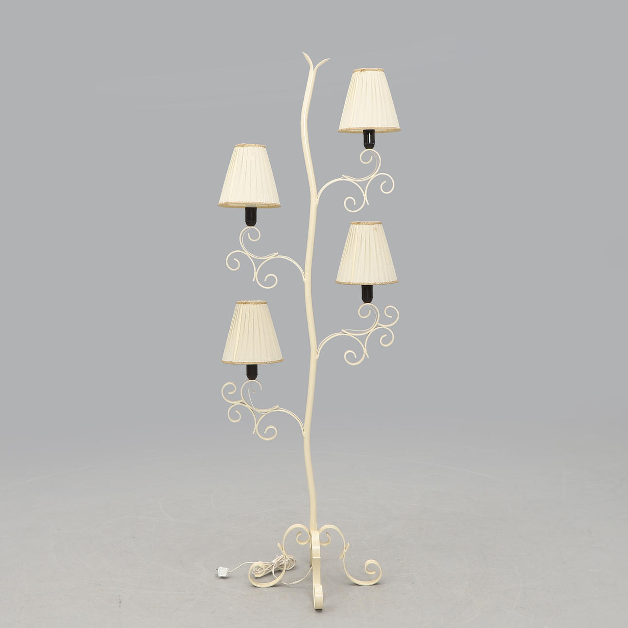 A 1930s/40s floor lamp.