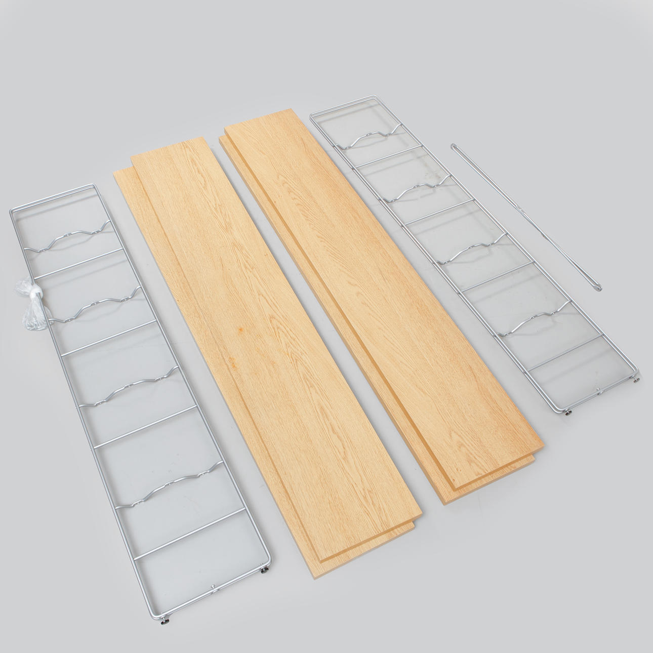 NIELS GAMMELGAARD. Librería, «Enetri», IKEA.