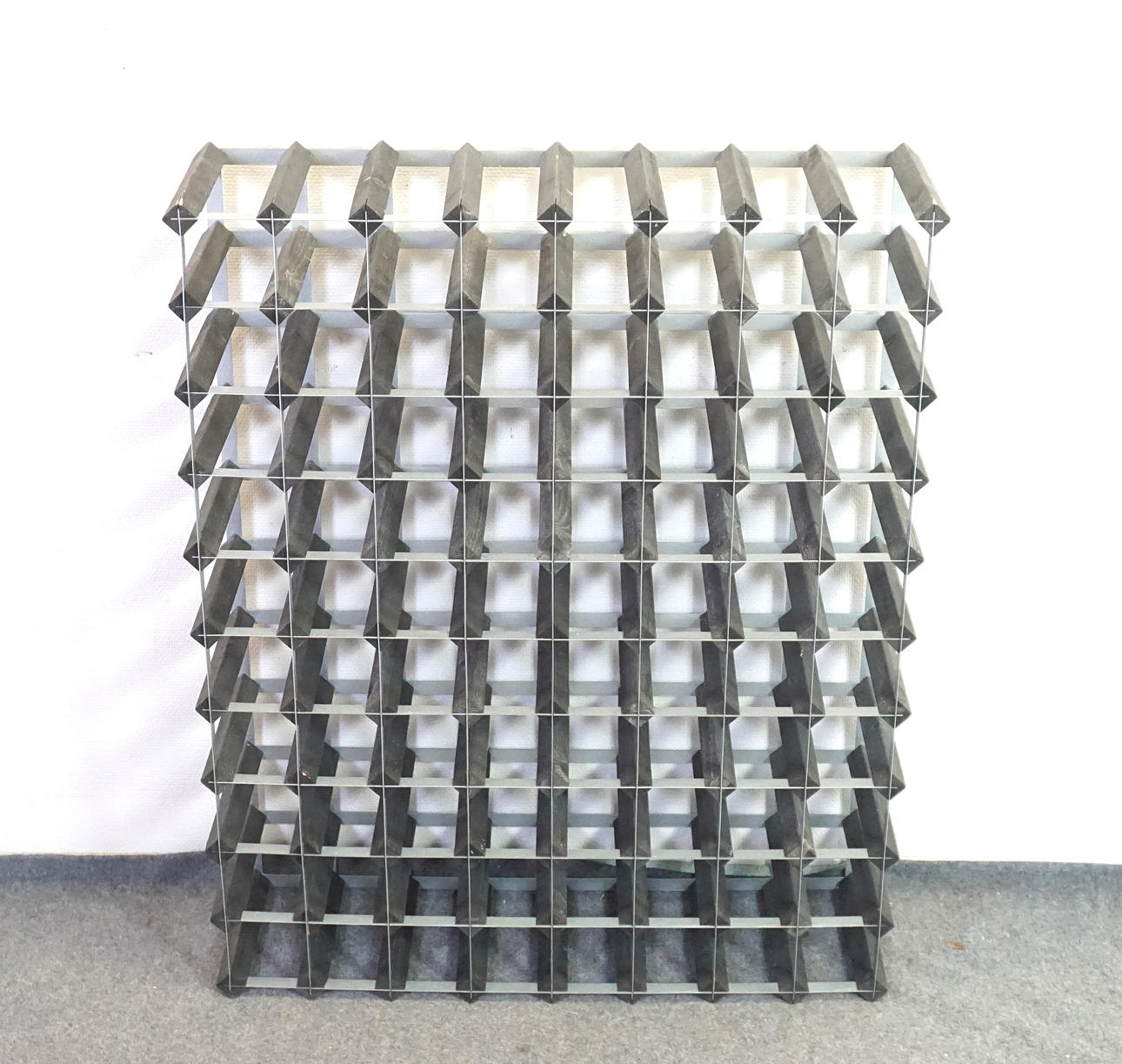 VINREOL, metal/træ.