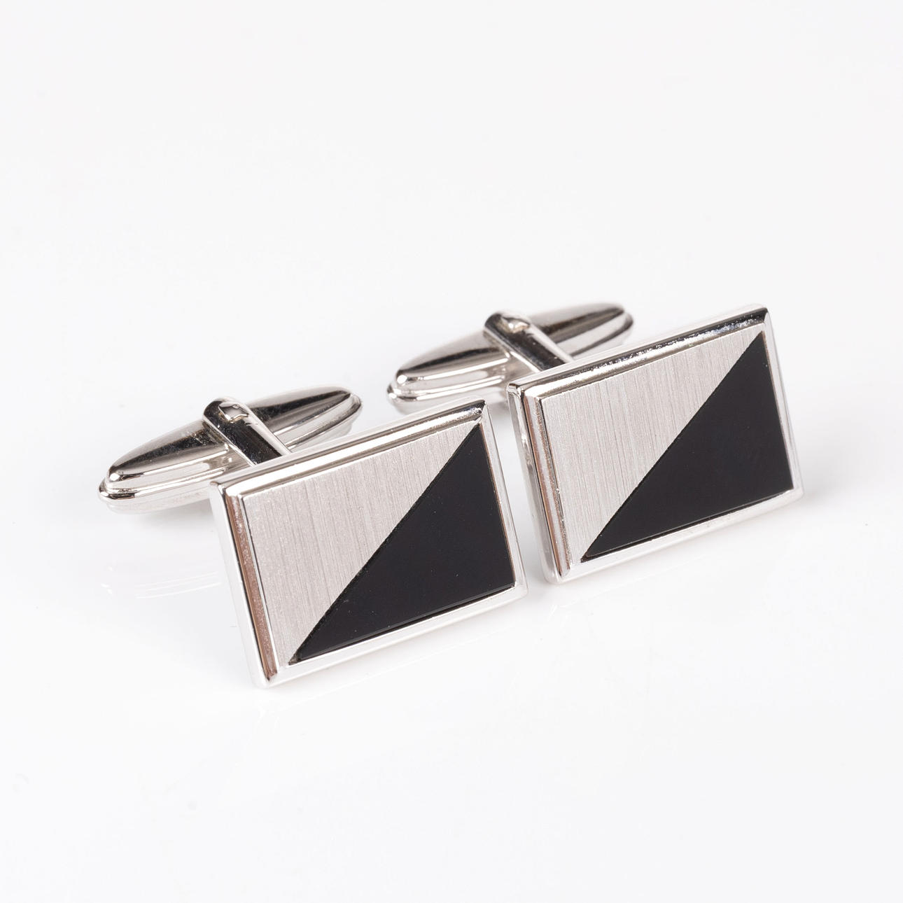CUFFLINKS, Silver, Onyx.