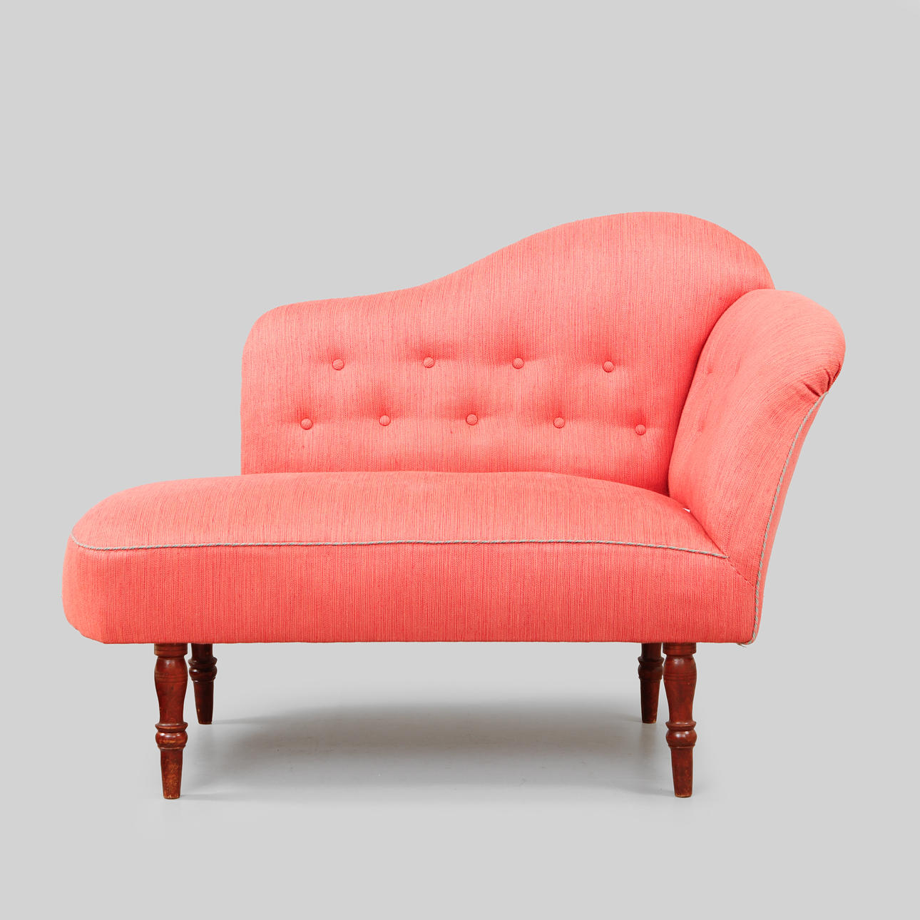 An early 20th century canapé.