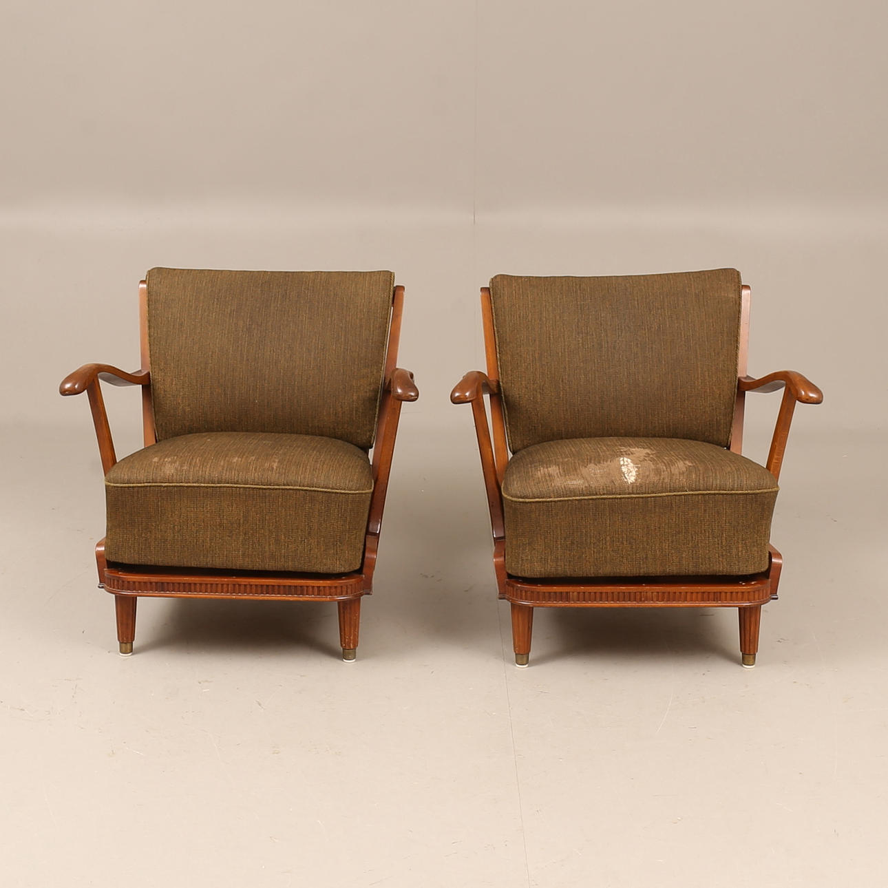 SVANTE SKOGH. Et par lænestole, Förenade Möbler Linköping.