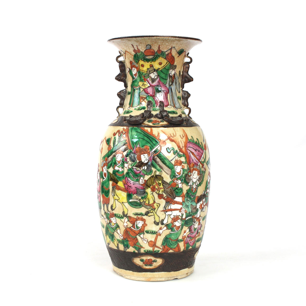 EINE VURNA AUS PORZELLANBODEN.