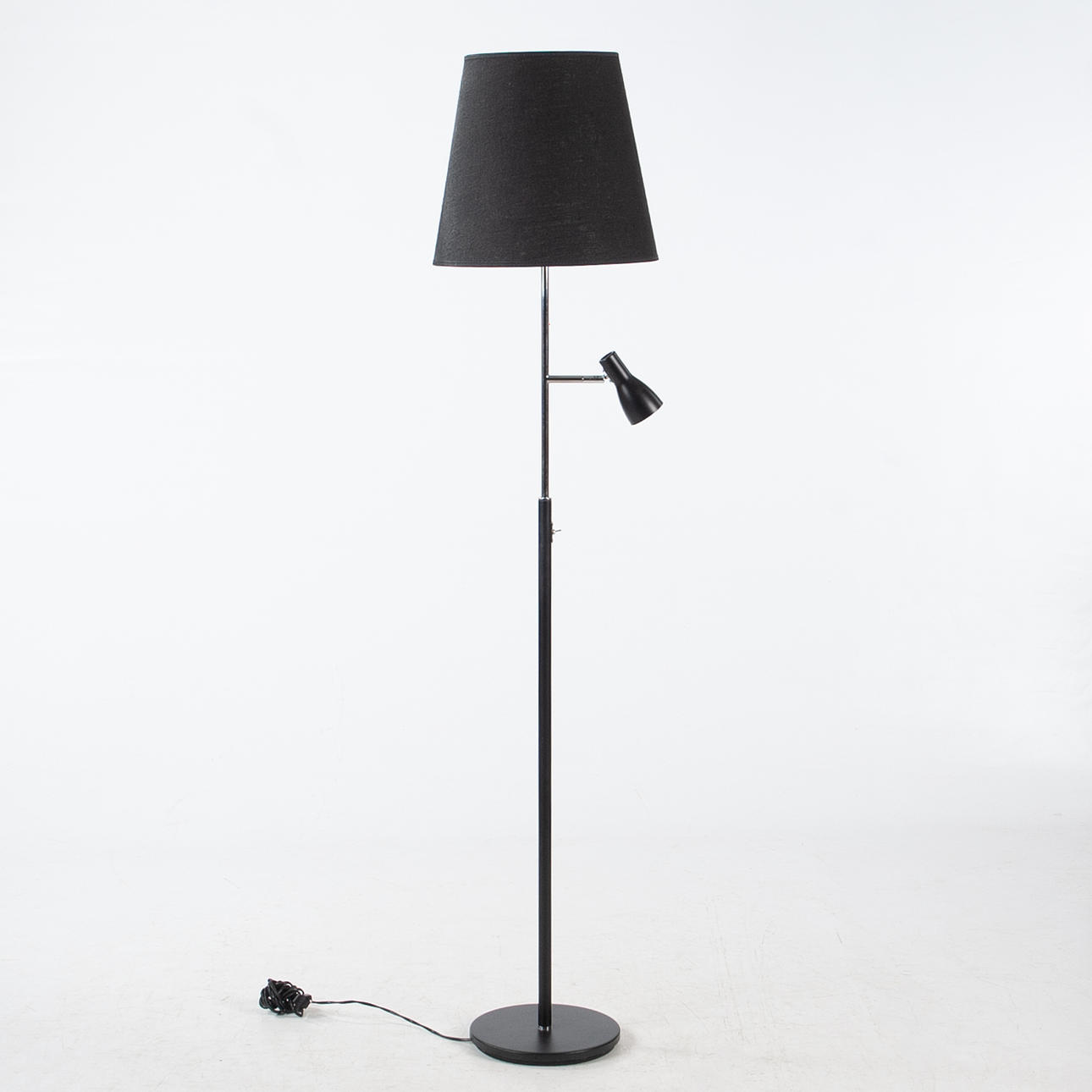 GULVLAMPE, moderne, Belid.