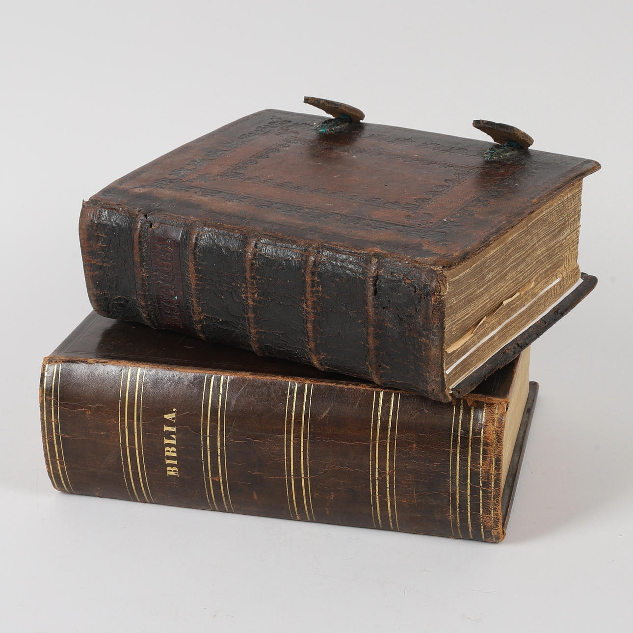 BIBLAR, 2 st, 1700/1800-tal.