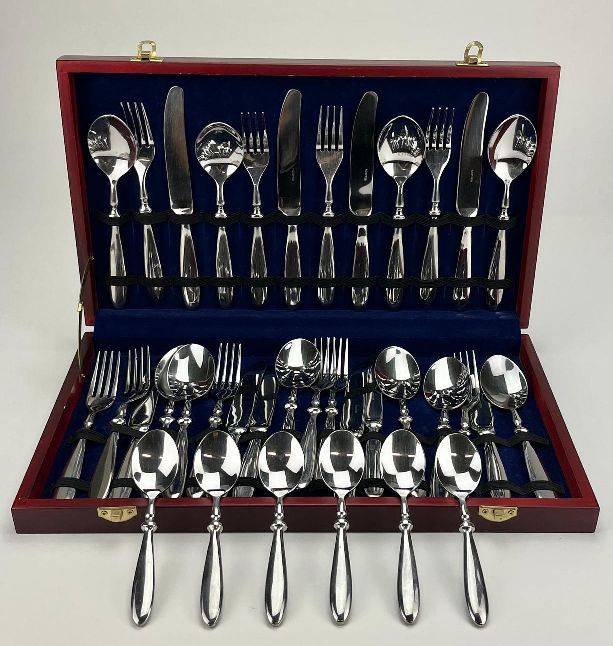 BESTICKUPPSÄTTING, 36 delar, rostfritt.