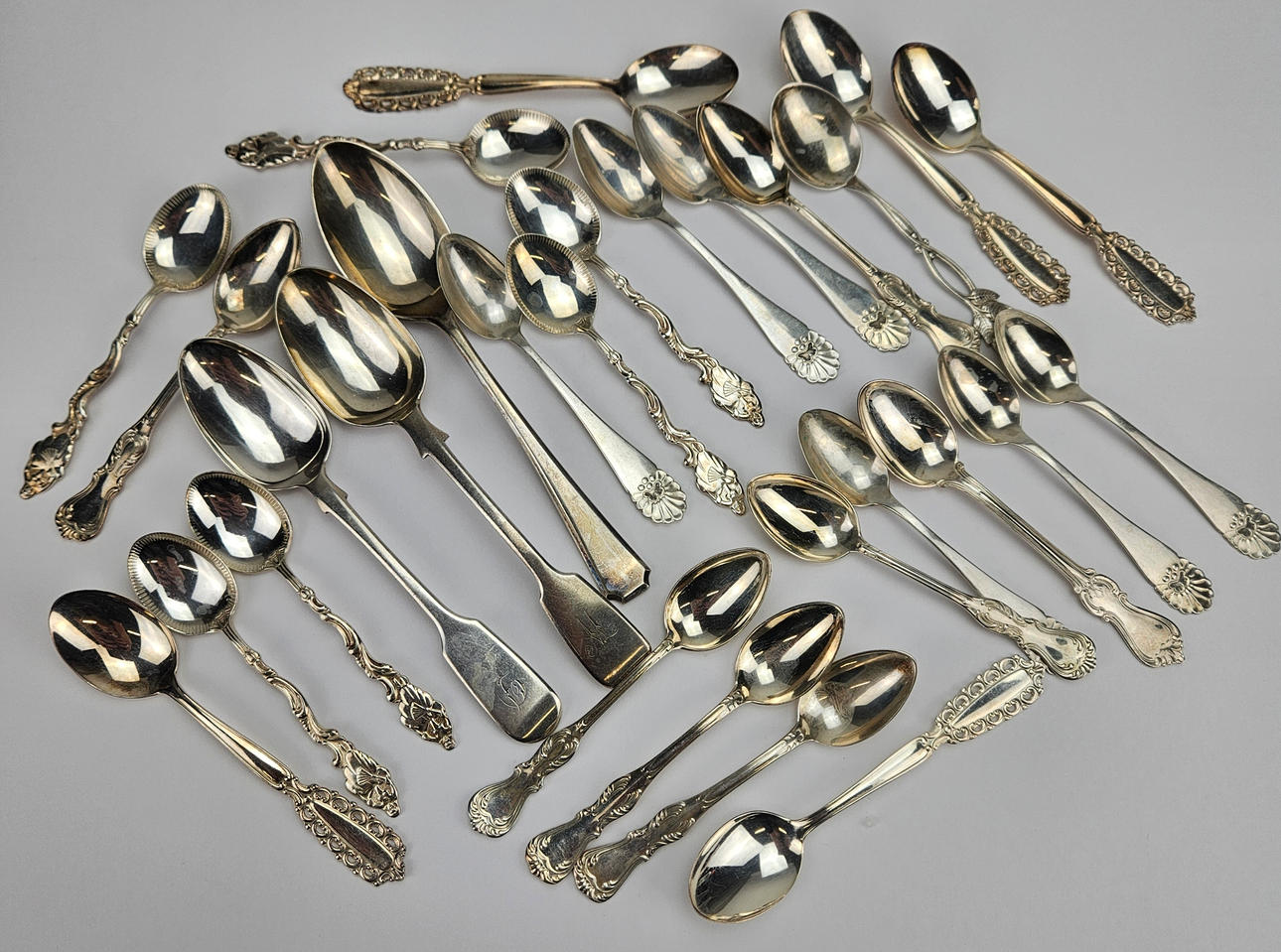 BATCHSKEER, sølv, vægt ca. 358 gram.