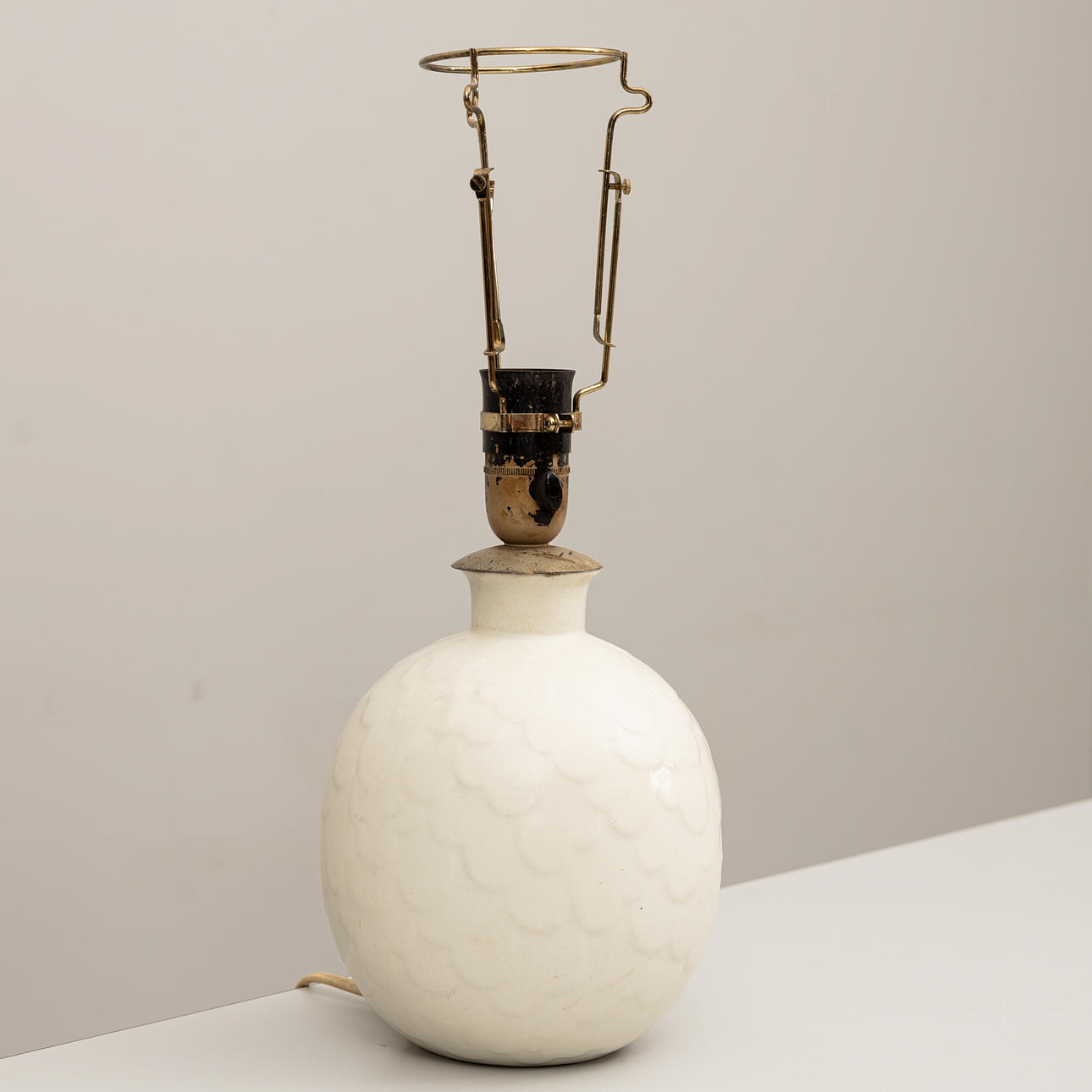 GERTRUD LÖNEGREN. A ceramic 'Capri' table lamp, Rörstrand, 1930s.