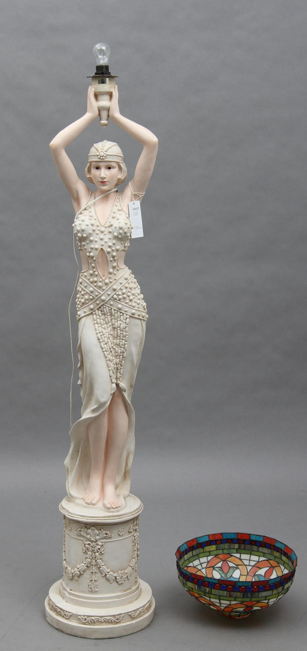 GOLVLAMPA, konstmassa, 19/2000-tal.