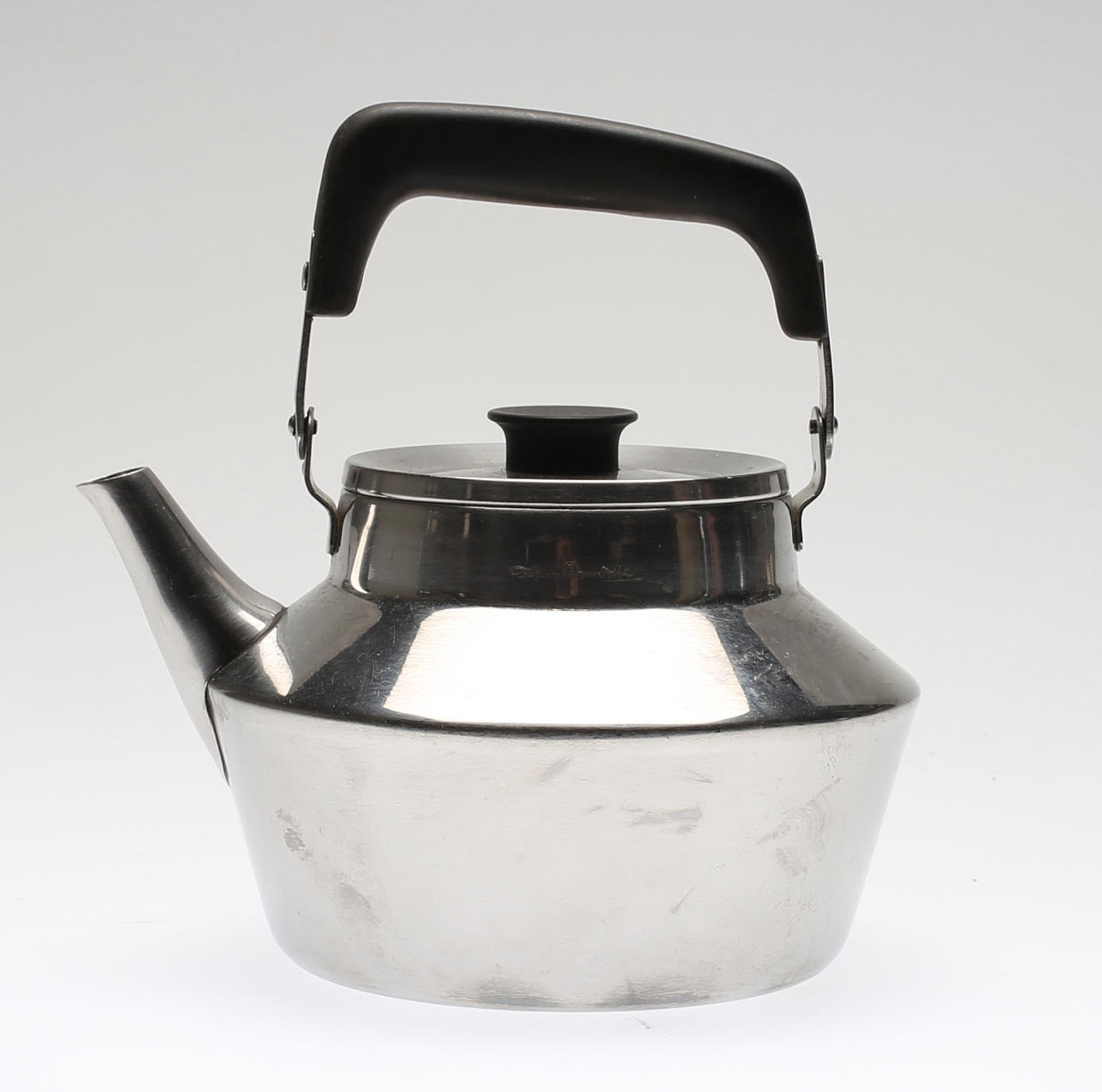 KAFFEKANNA i rostfritt stål, Sigvard Bernadotte.