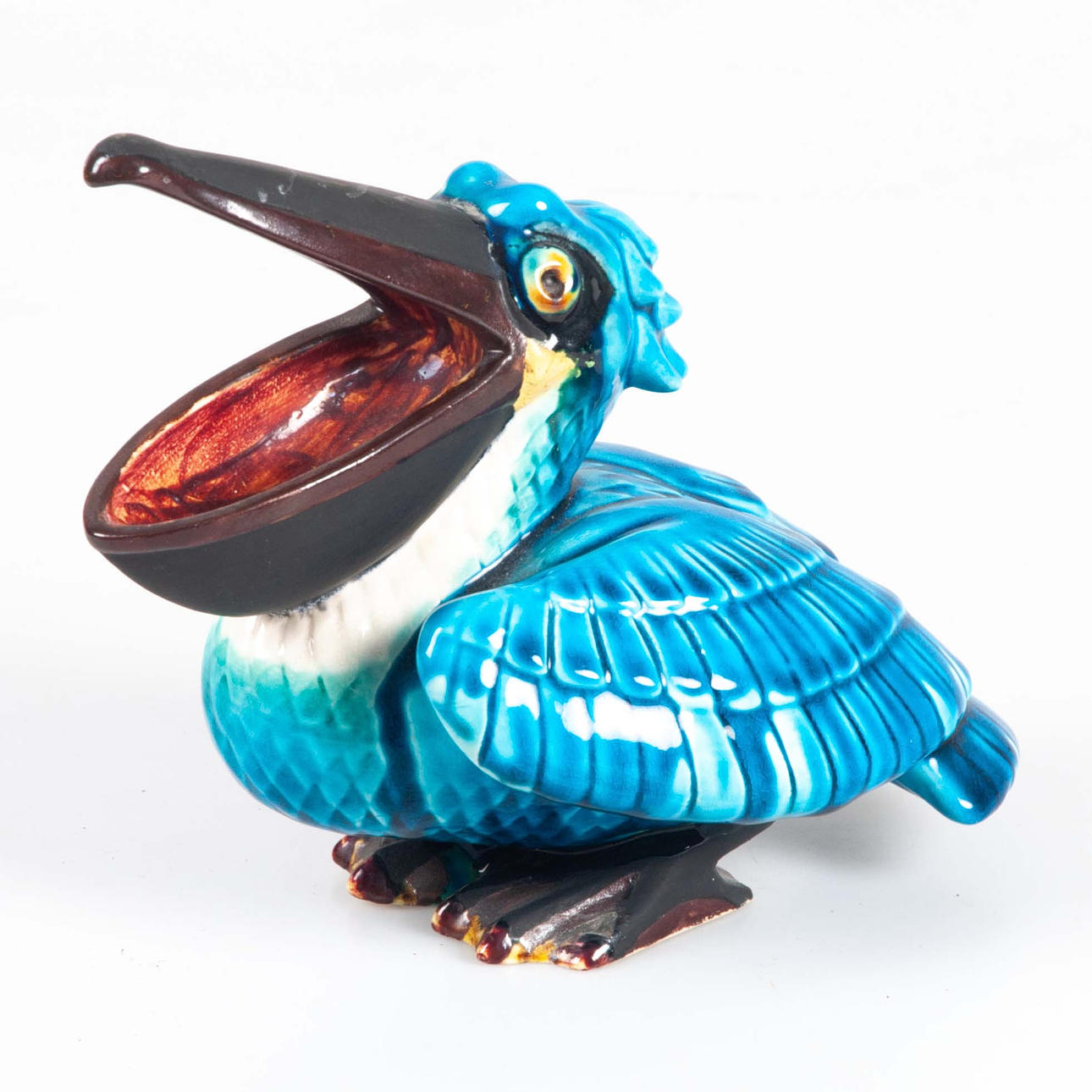 GUNNAR NYLUND. Chamotte figurine, Pelican.