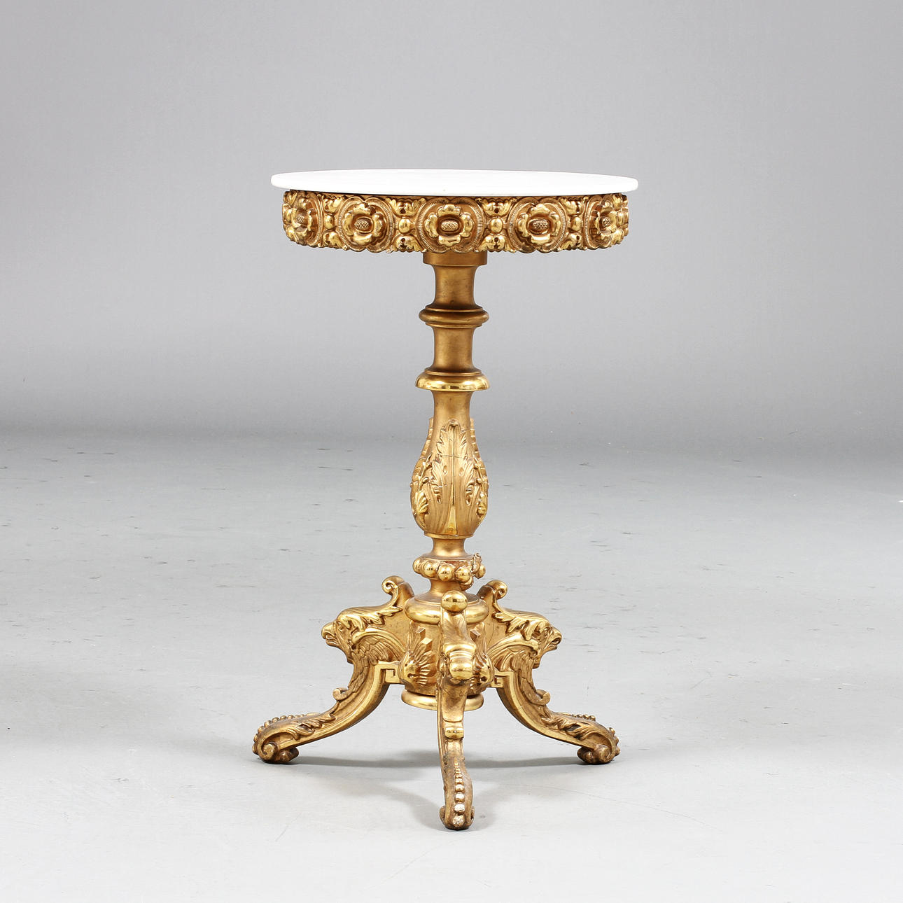 PELARBORD, med stenskiva, 1900-tal.