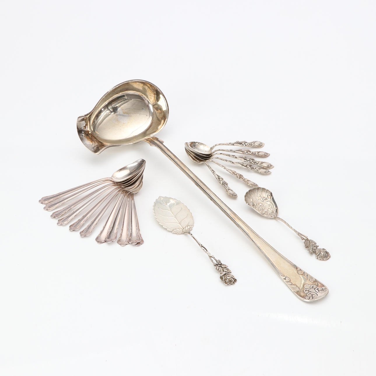 PARTI SØLV, 20 STK. Vægt ca. 430 gram.