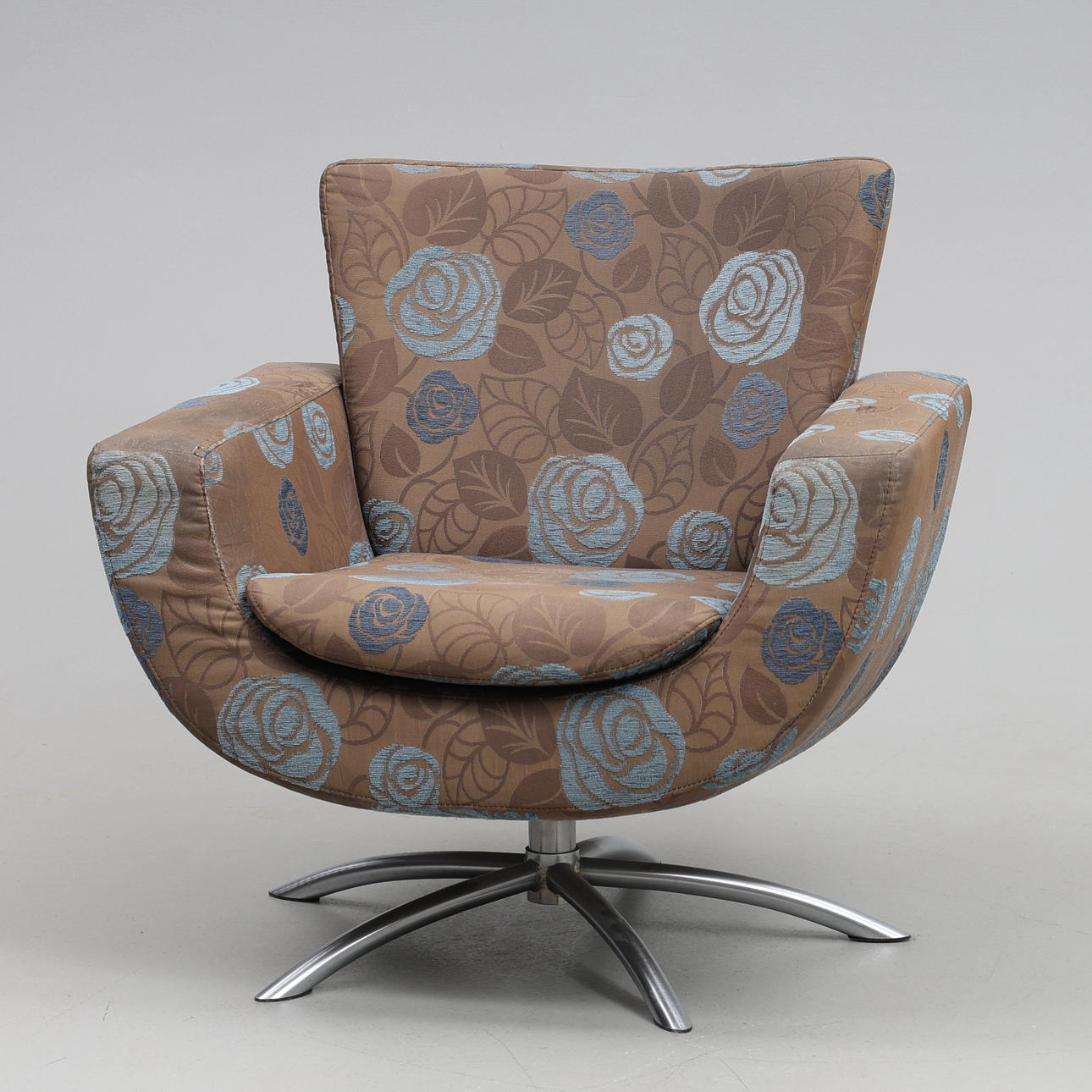 DREHSESSEL, „smile“, brunstad.