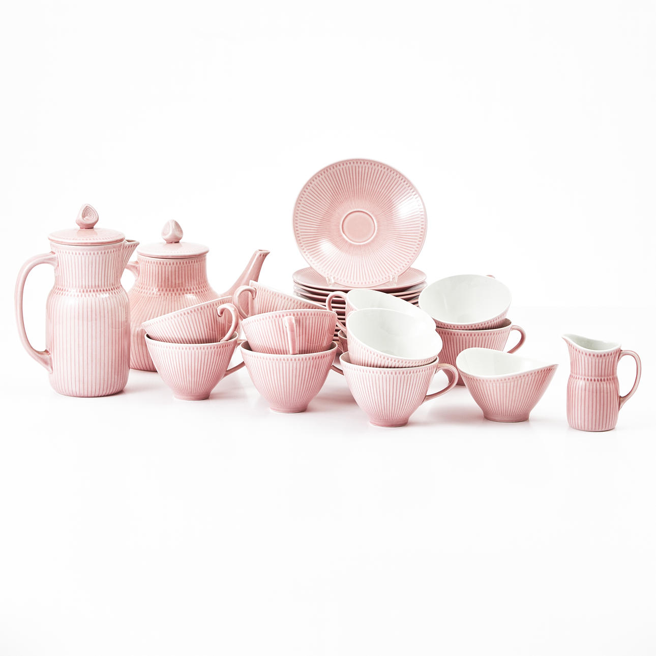 HERTHA BENGTSON. Kaffee-/Tee-Set „Rosmarin“, 16-teilig, Rörstrand.