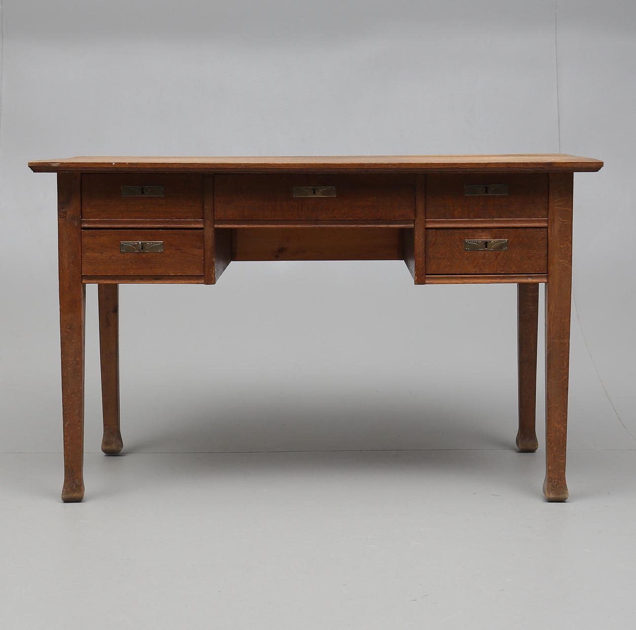 SKRIVBORD, 1900-talets början.