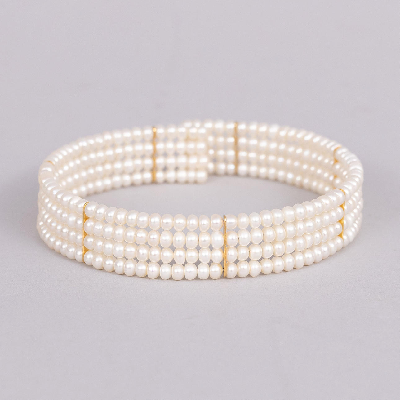 PERLEKRAVE, ferskvandsperler.