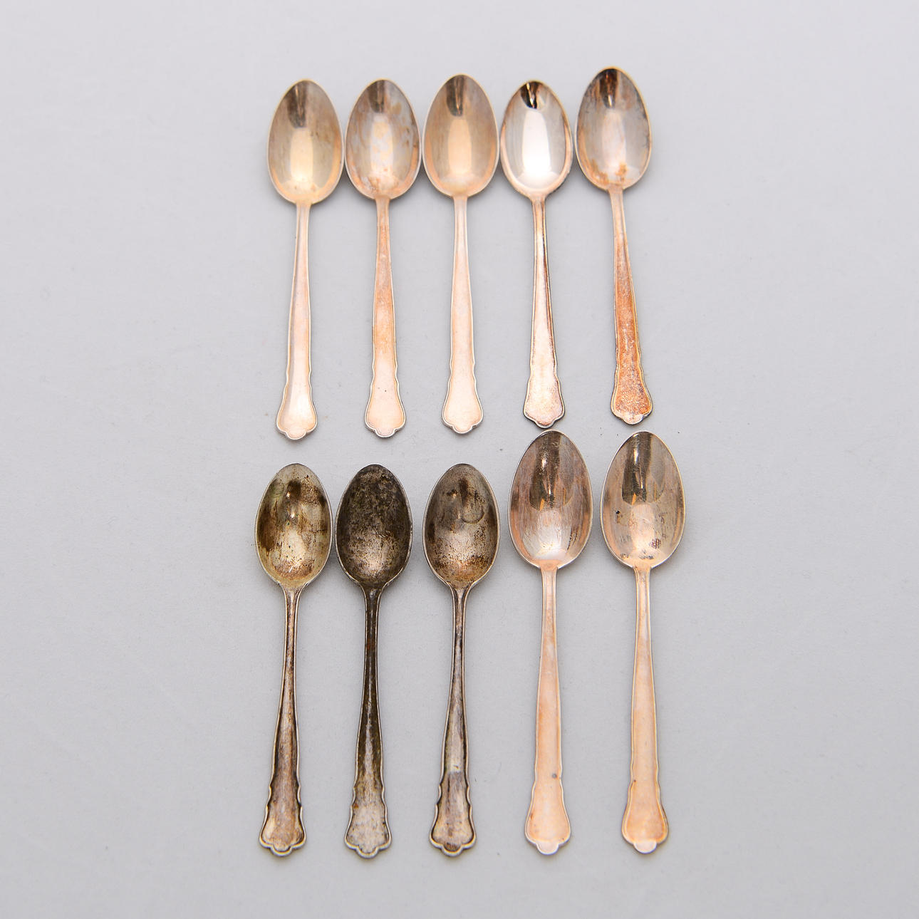 10 coffee spoons, silver, model Chippendale.