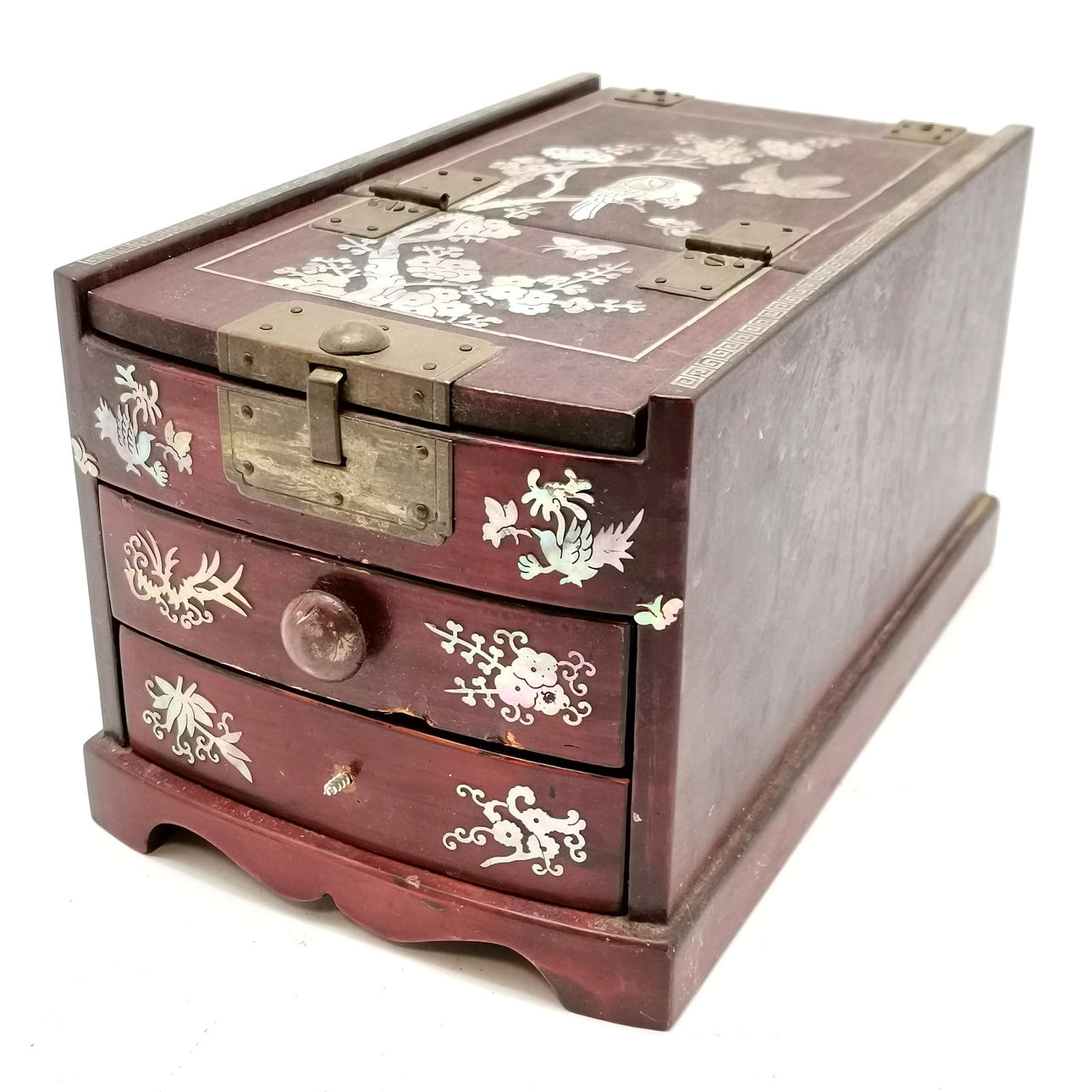 ORIENTALISKA KINESISKA SMYCKEN/SMINKLÅDA.