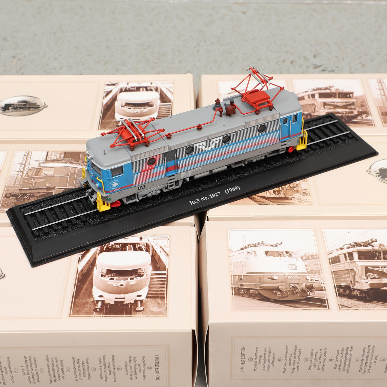 ELLOK, 6 pcs, Editions atlas collection.