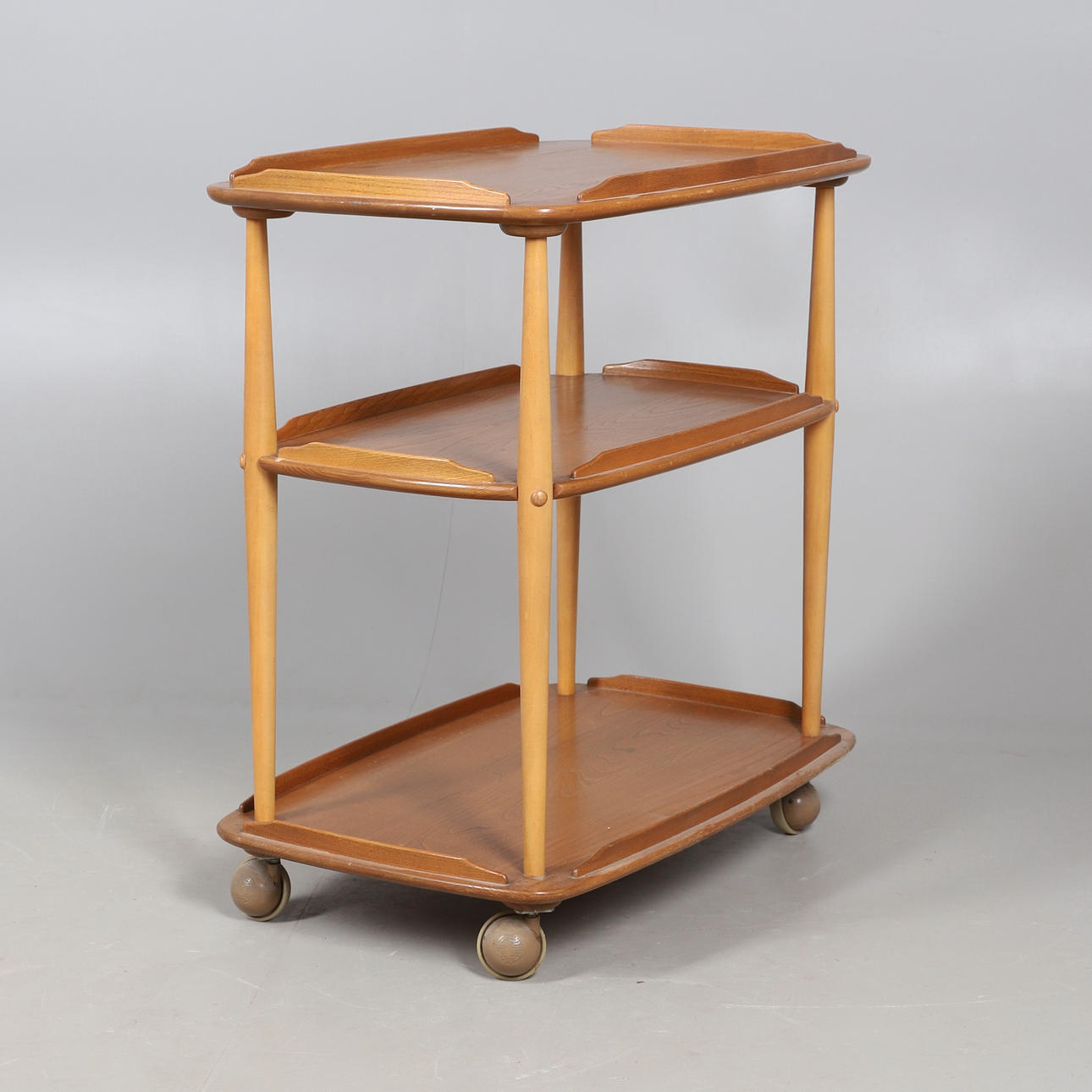 ERCOL LÄTT ALMVAGN.