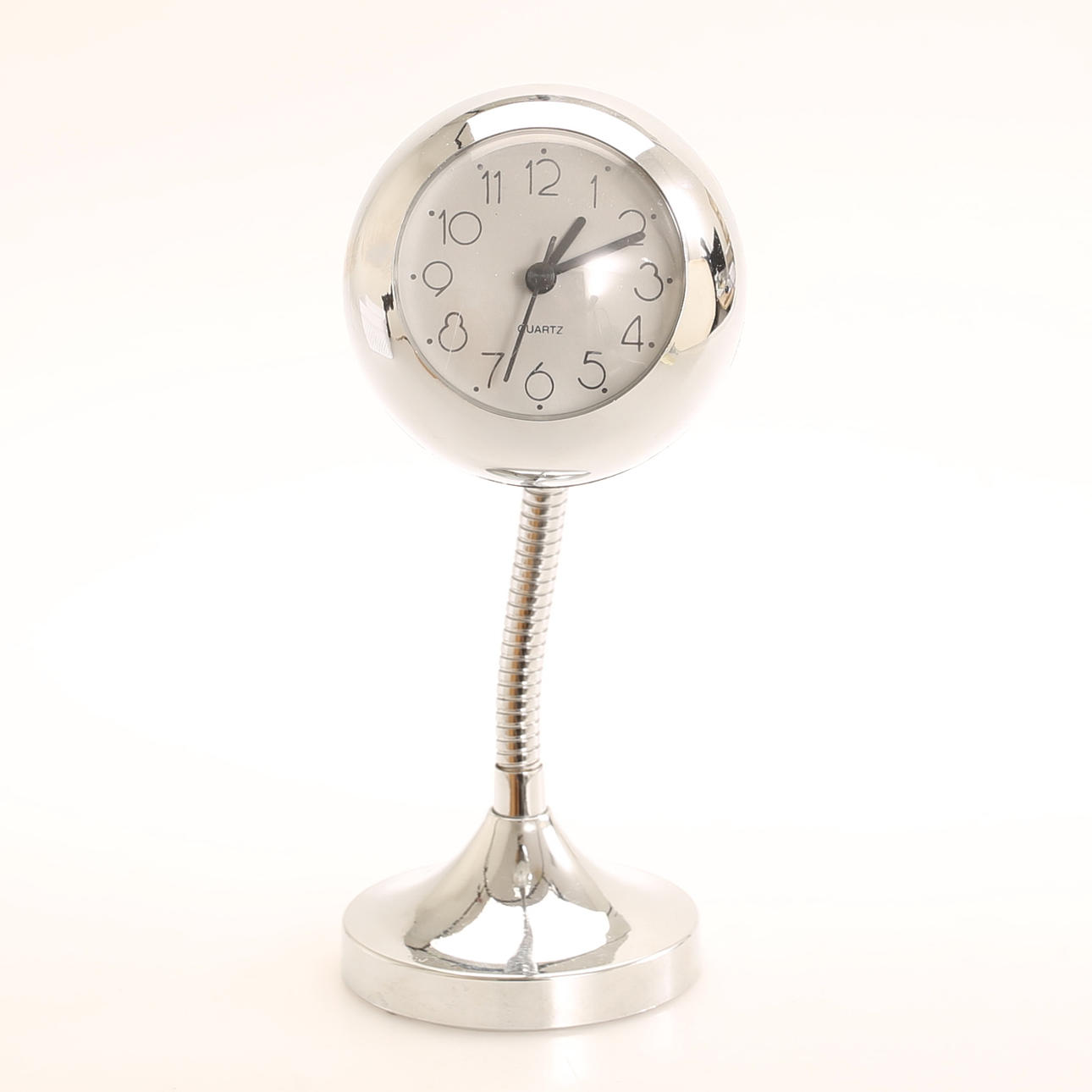 PÖYTÄ/SEINÄKELLO, metall, 1900-luvun loppupuoli.