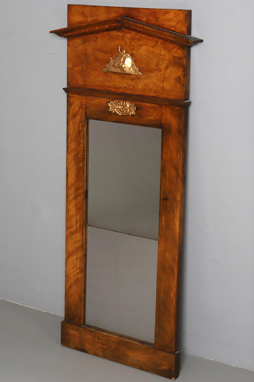 A mirror, Karl-Johan, mahogany.