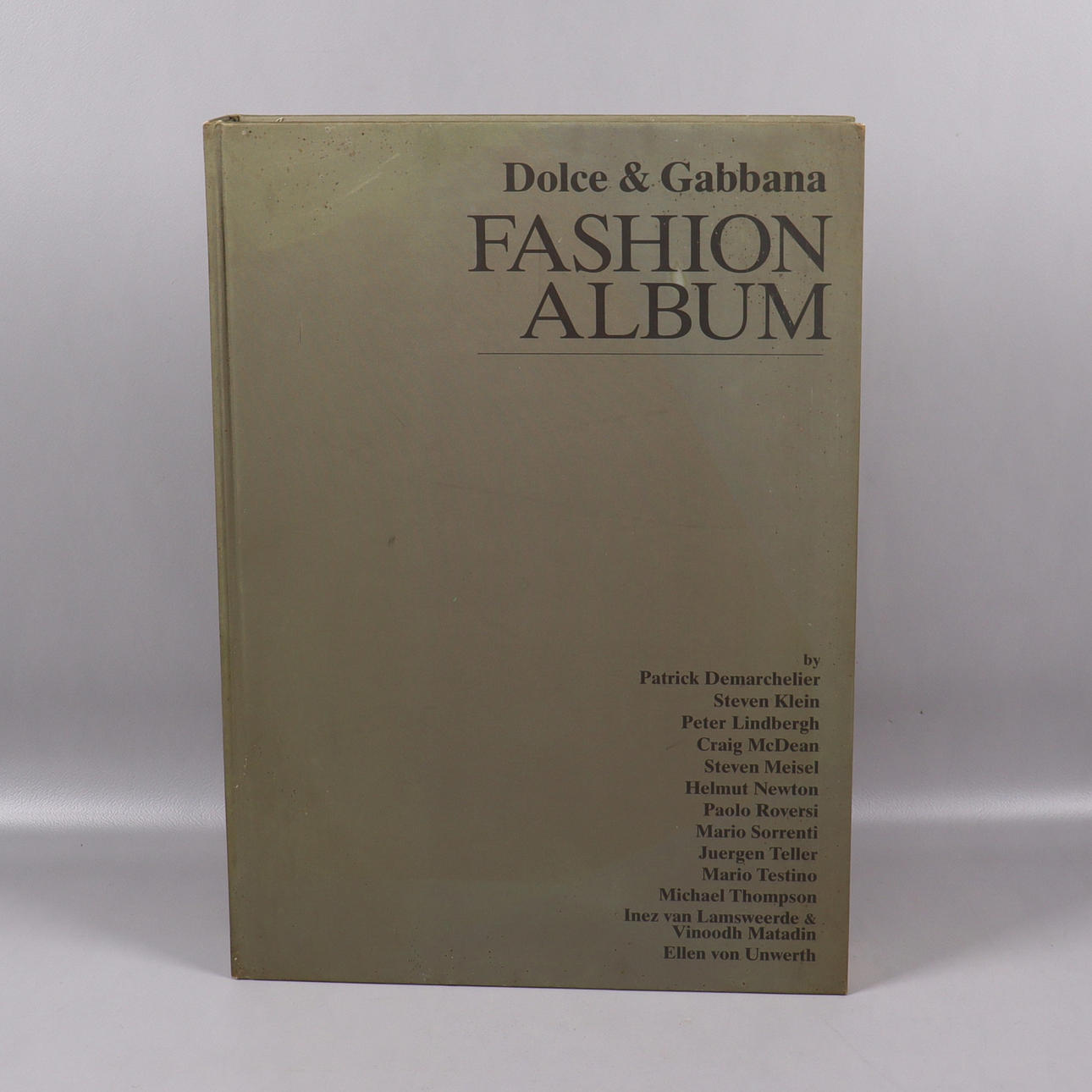 Dolce & Gabbana, “Fashion Album”, Mariuccia Casadio, Skira, 2006
