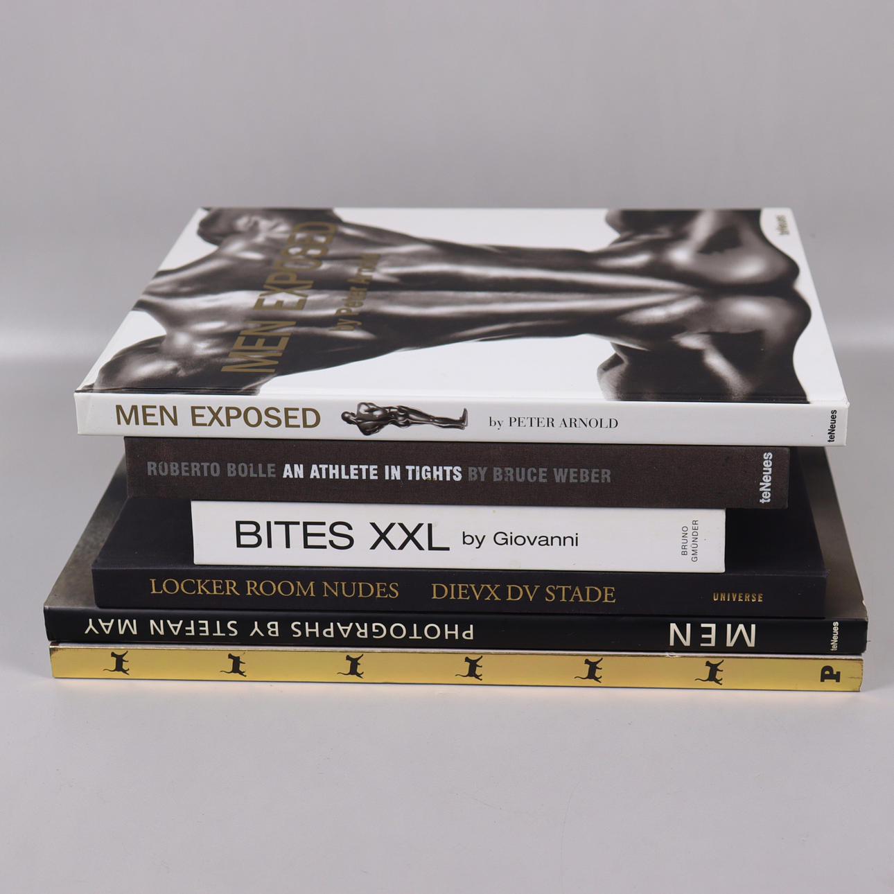 BOOKS, Men Exposed, Roberto Bolle - An Athlete in Tights, Bites