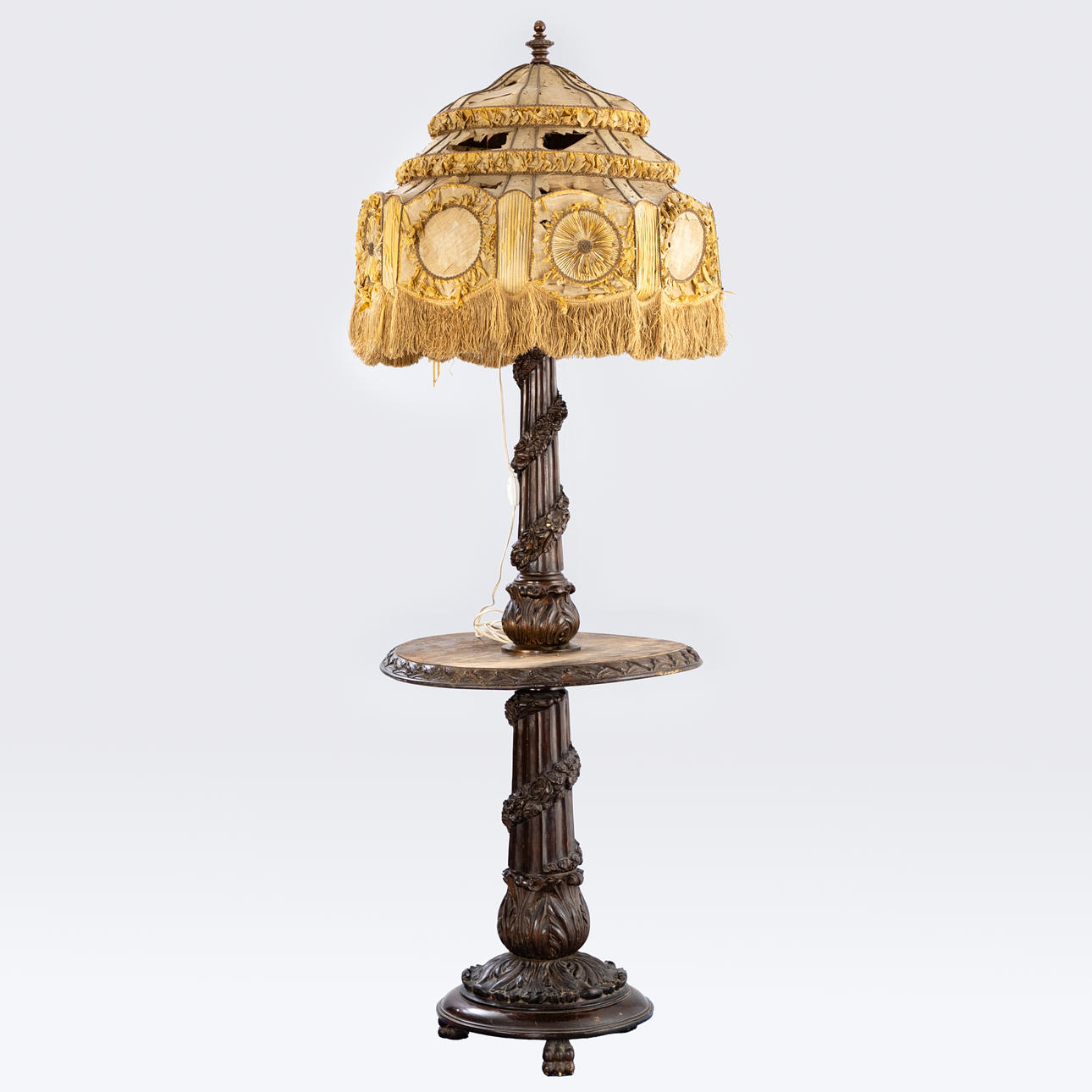 Historicism floor lamp.