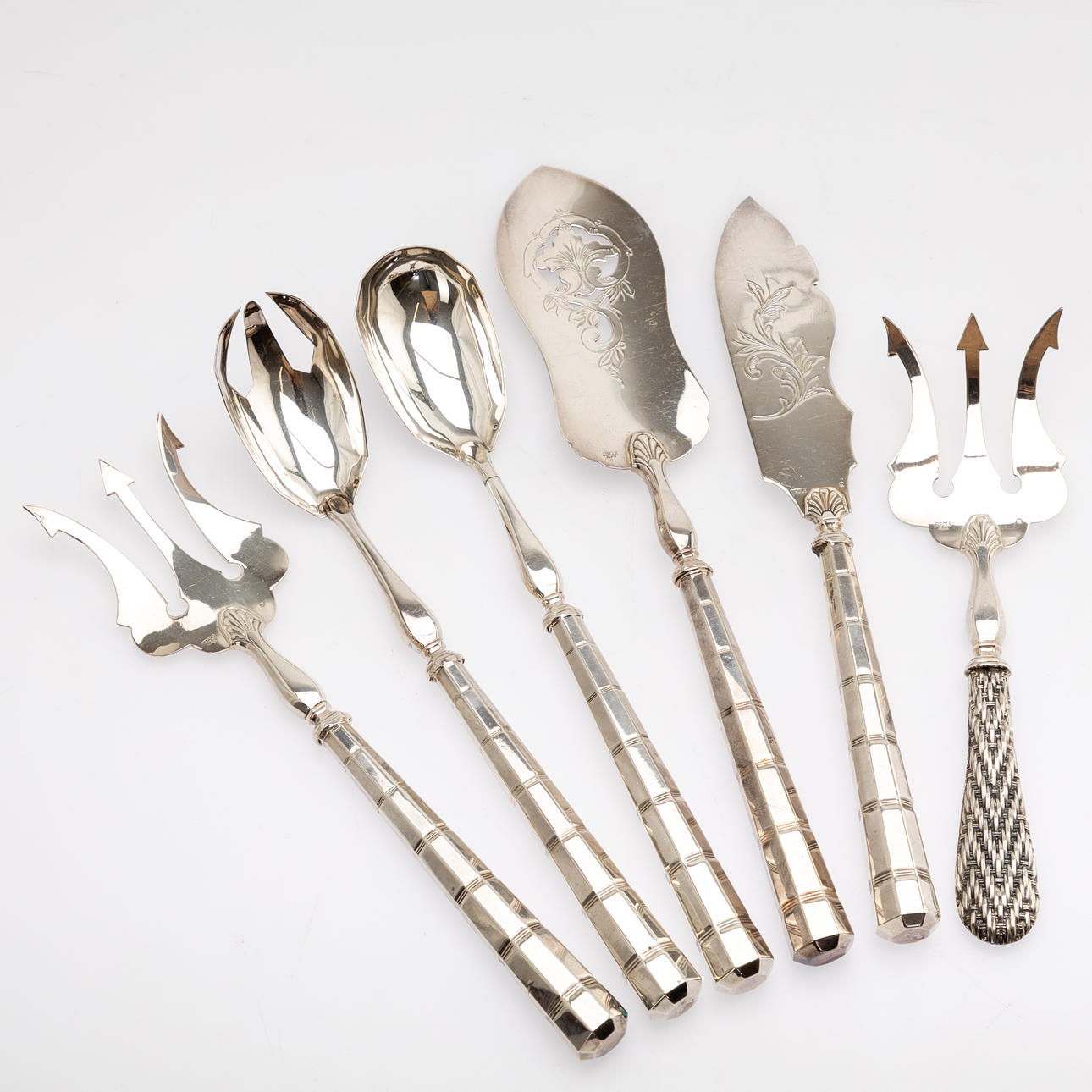 SIÈCLE, Sechs Vorlegeteile, versilbert, Paris.