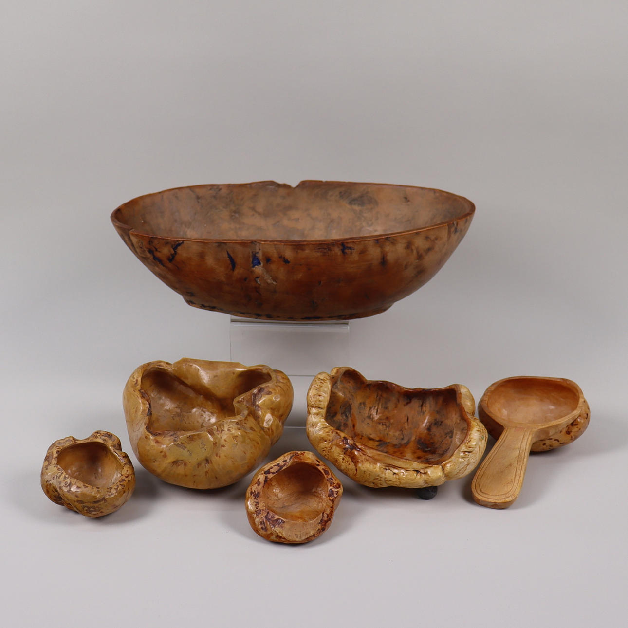 VRIL BOWLS, 1800/1900.