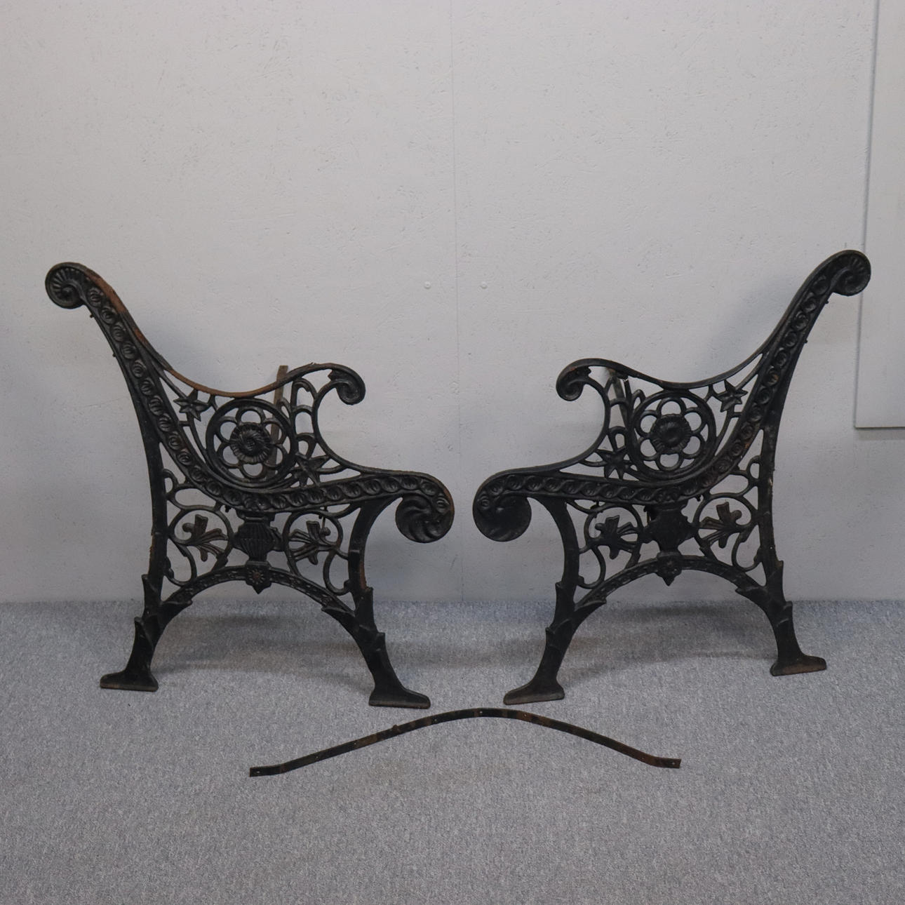 TABLEROS DE MESA, hierro fundido, 1 par.