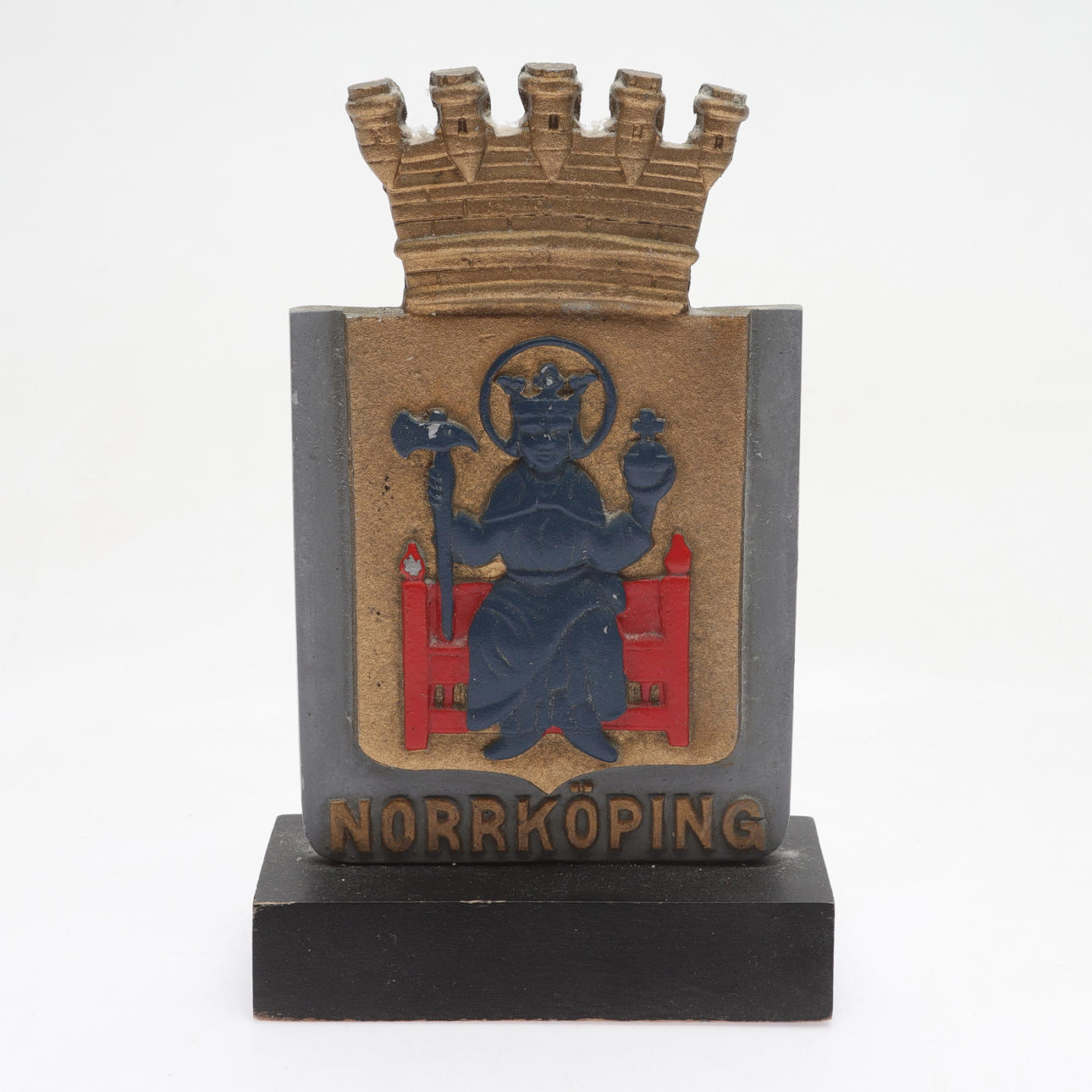 Ein gusseisernes „Norrköping“ -Stadtwappen, ca. Mitte des 20. Jahrhunderts.