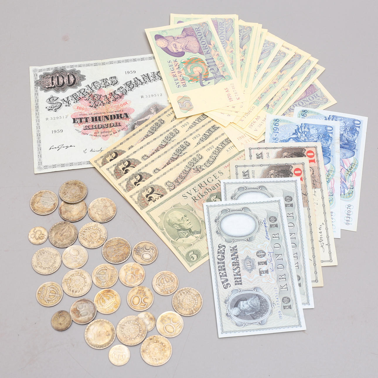 COINS and BANKNOTES, Sweden.