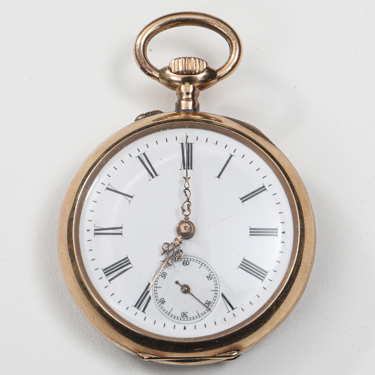 TASKUKELLO, 14 karaatin kultaa.