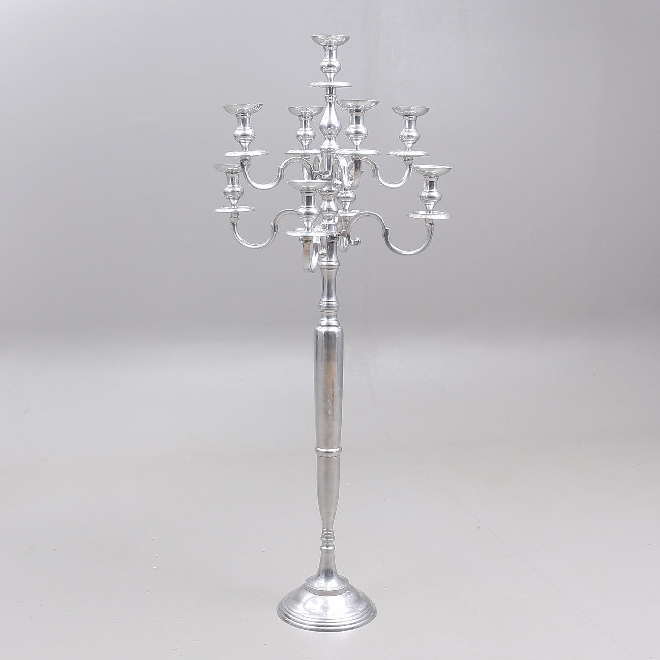 Bodenlüster, „Castle De Luxe“, Aluminium, Kare Design.