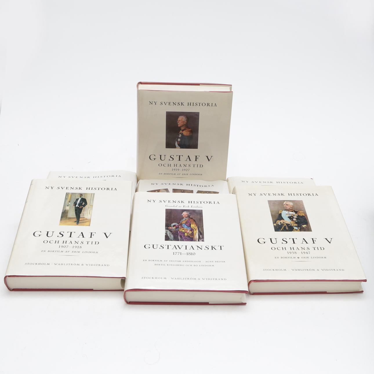 A set of 7 bookbands, New Swedish History, Lindorm.