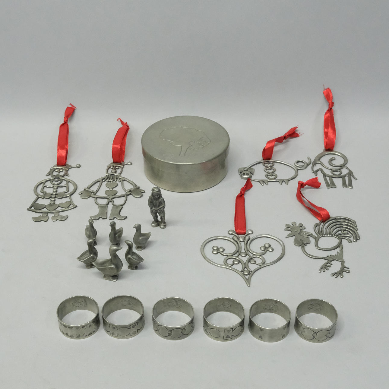 HEATHER UTI LUND, 20 ITEMS.