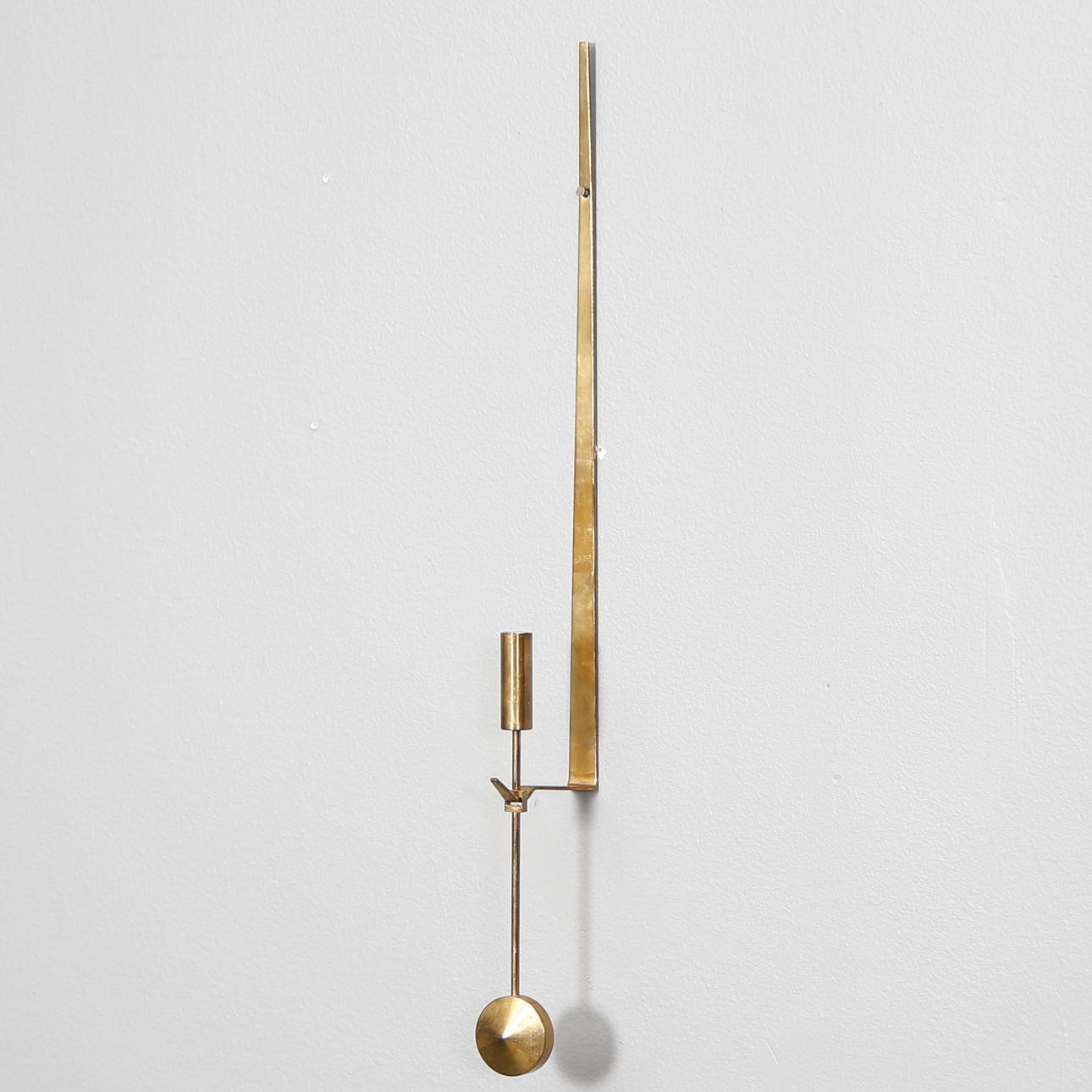 PIERRE FORSELL. LJUSLAMPETT, mässing, pendel, Skultuna.