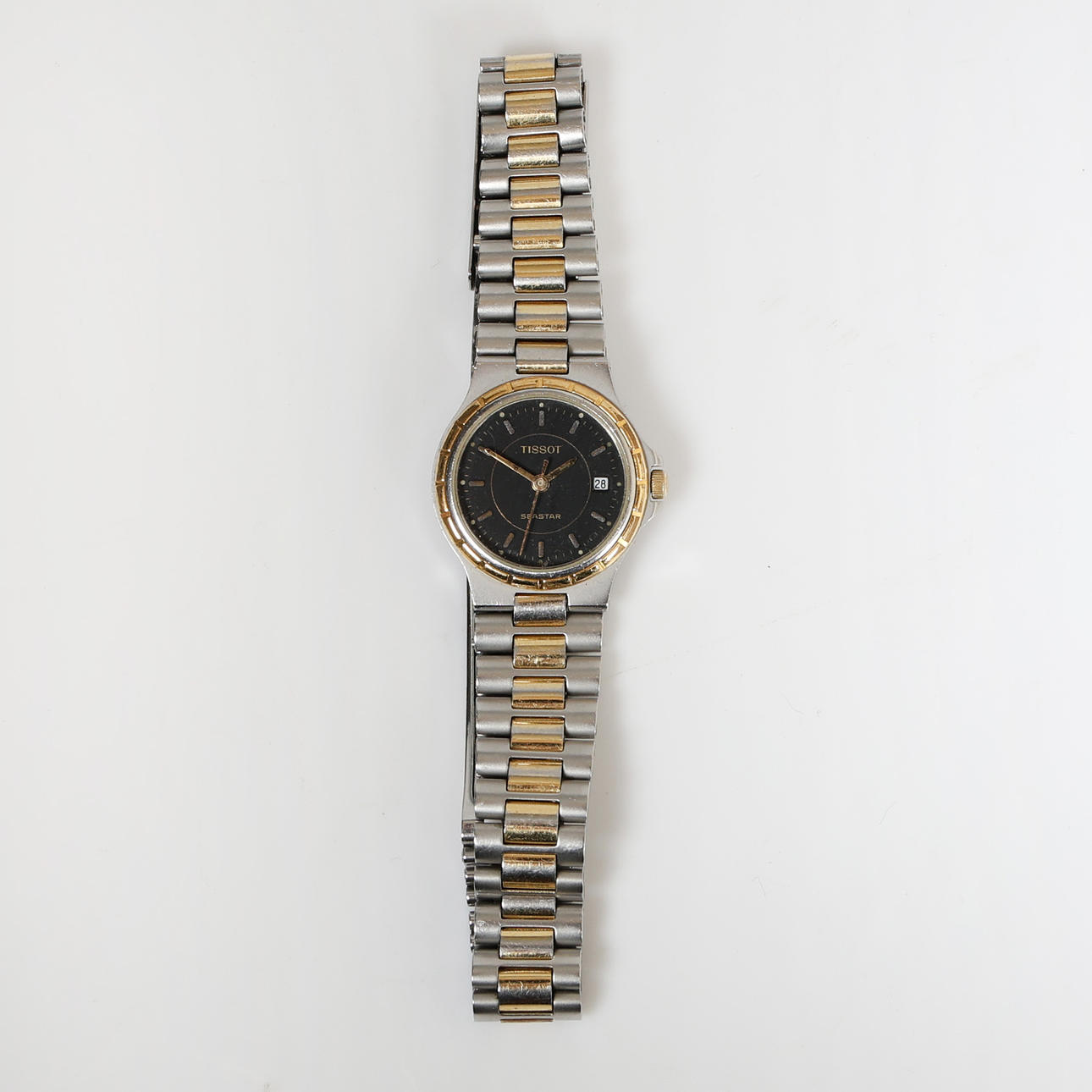 A TISSOT SEASTAR ARMBANDSUR DAM.