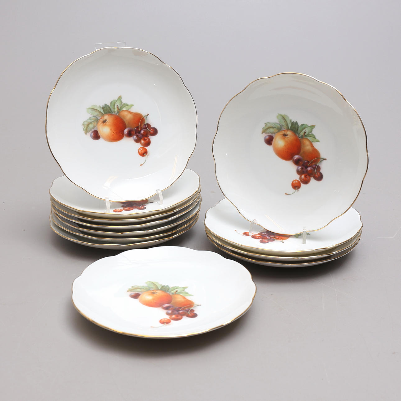 HEDELMÄASTIAT, 12 st, posliinia, Lidköping.