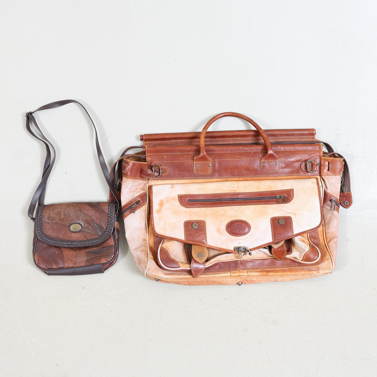 WEEKEND- & HANDBAG, leather, 20th century.