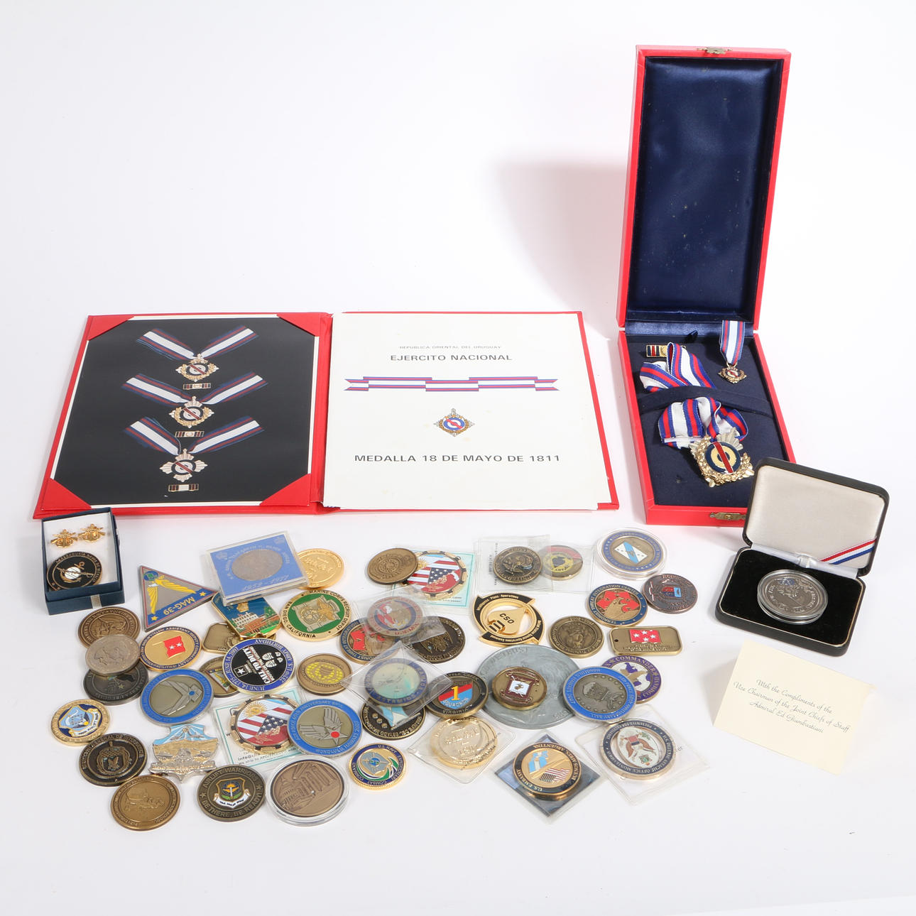 EINE SAMMLUNG VON ÜBERWIEGEND AMERIKANISCHEN MEDAILLONS (MENGE).