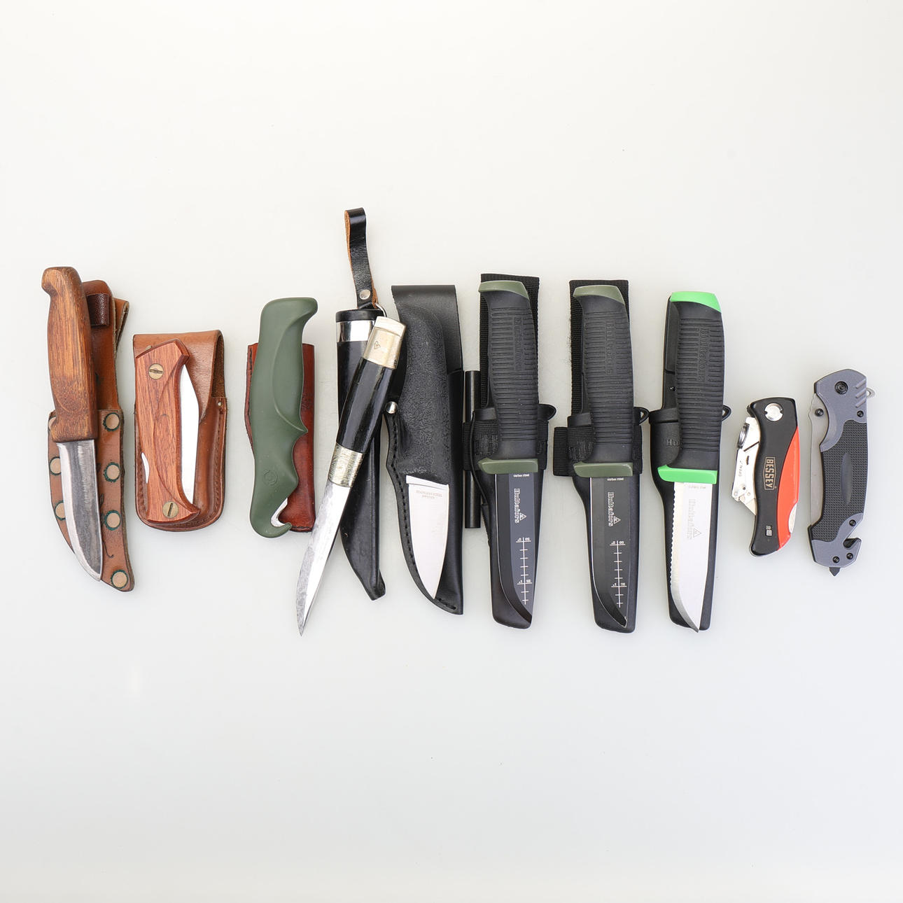 KNIVE/FOLDEKNIVE/MAVEÅBNER, 9 stk., Inkl. Nor-Lyx.