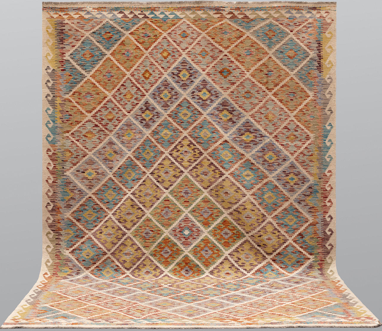 ORIENT CARPET. Kelim Classic Design, 306 x 202 cm.