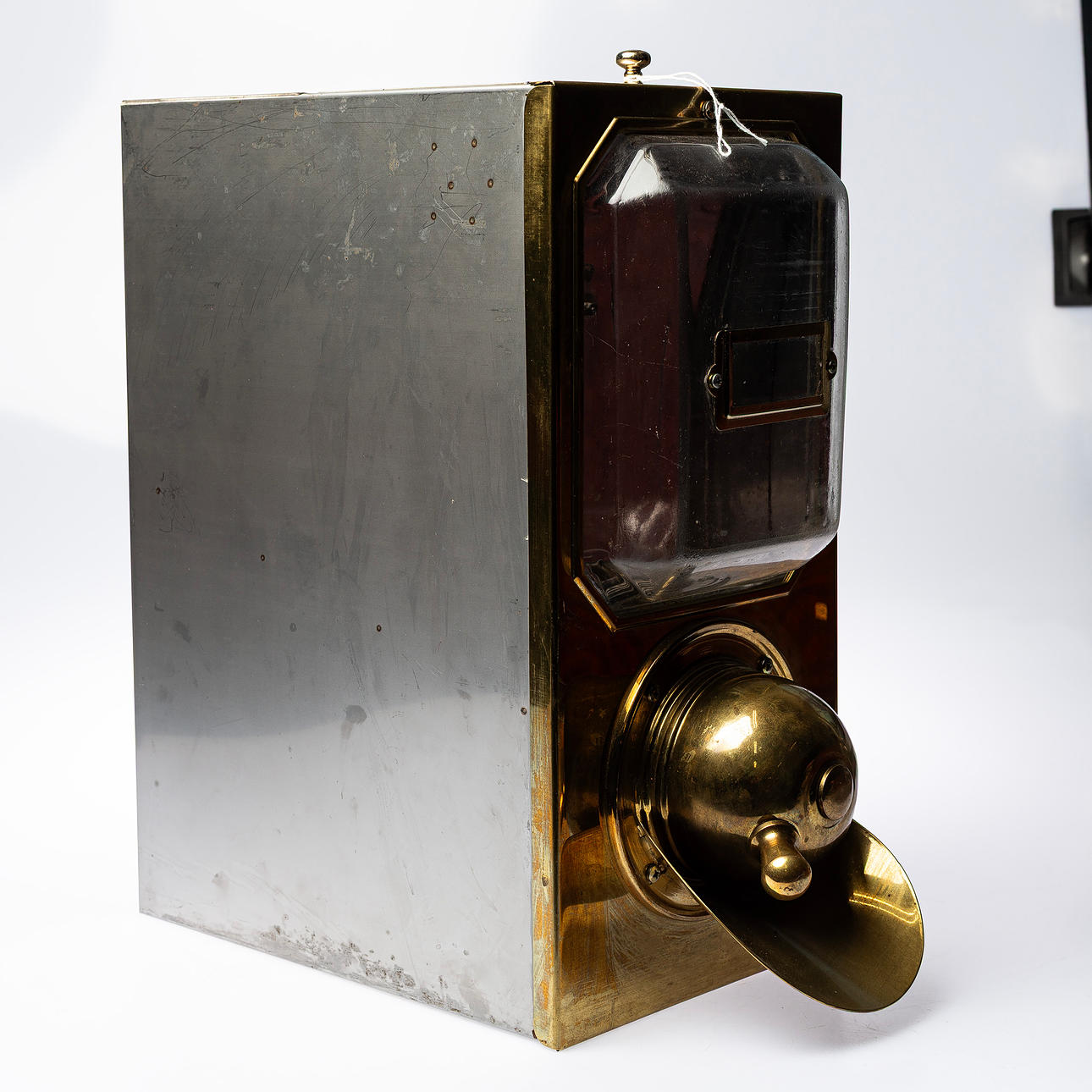 DISPENSER / KAFFEBEHÅLLARE, plåt & plast, samtida.