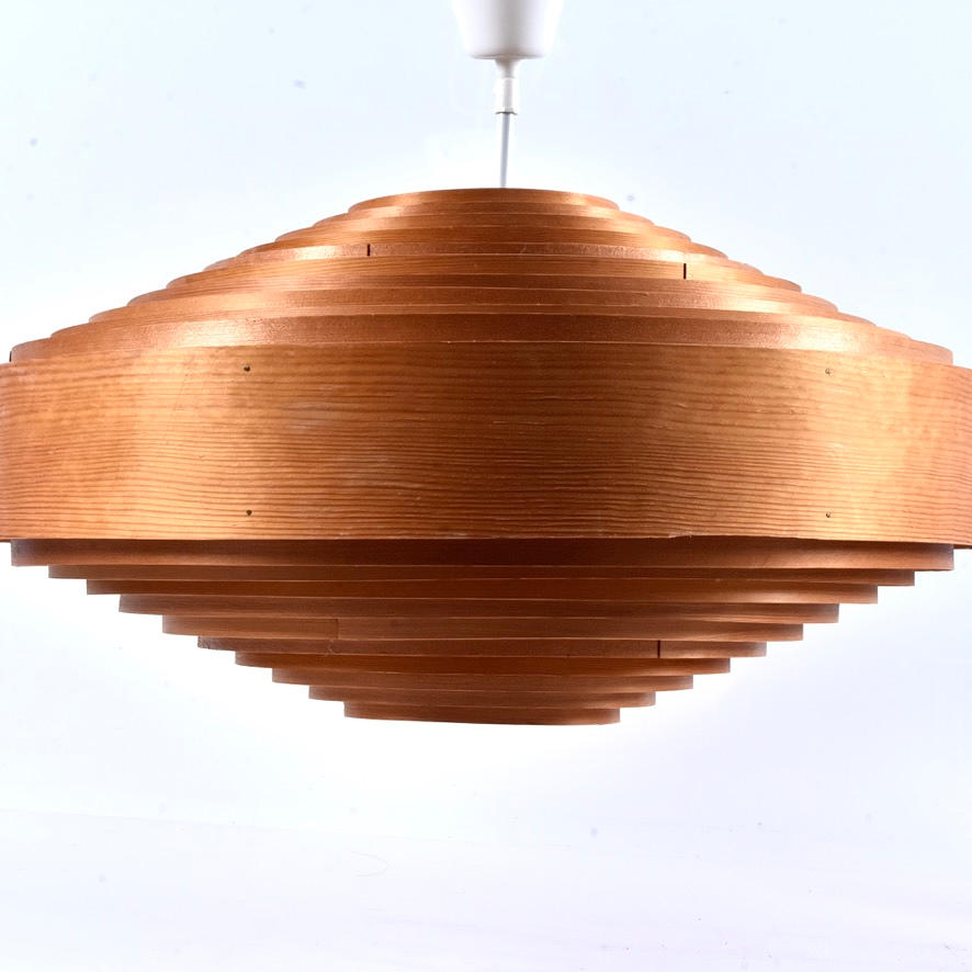 HANS AGNE JAKOBSSON. Spanplattenlampe, Kiefer, Markaryd.