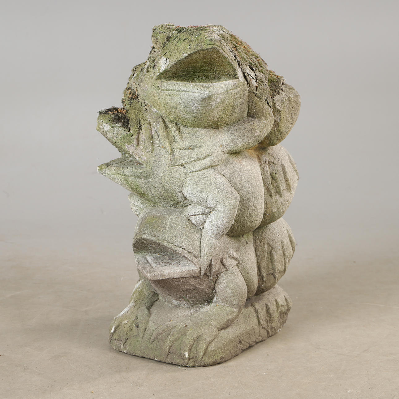 GARTENSKULPTUR, Frösche, Beton.